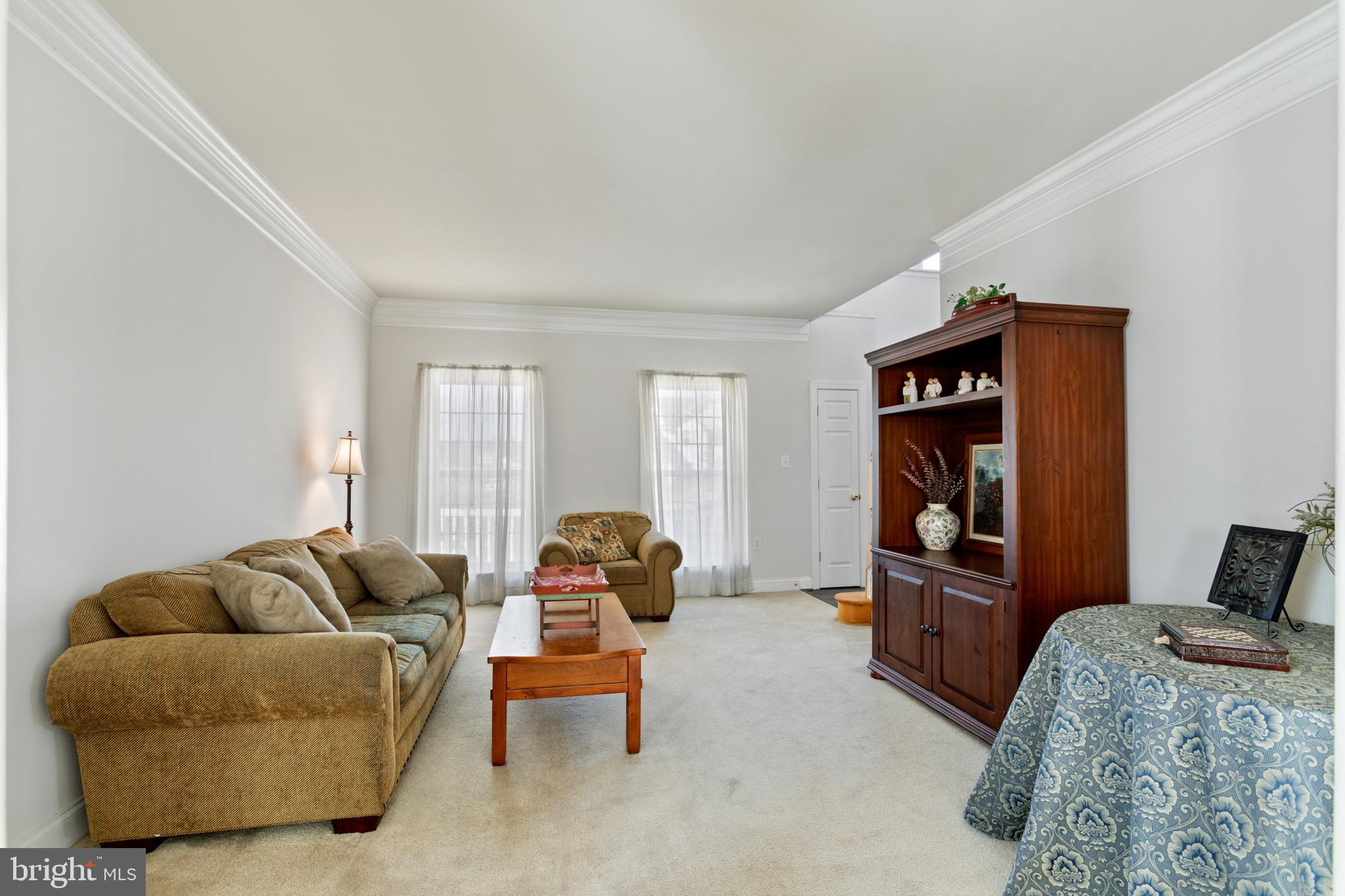 MEADOW BROOK - Residential