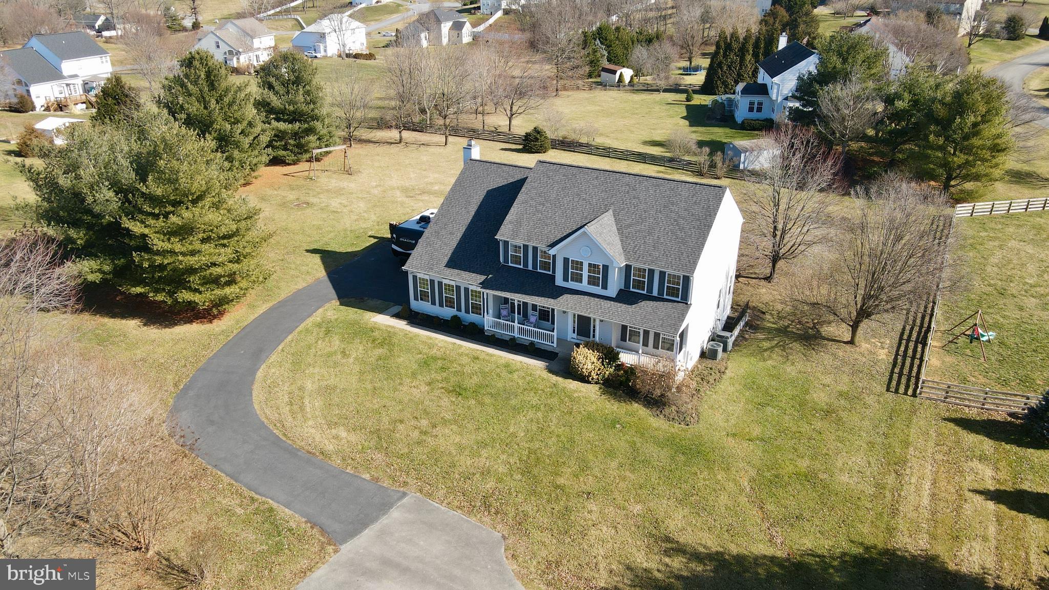MEADOW BROOK - Residential