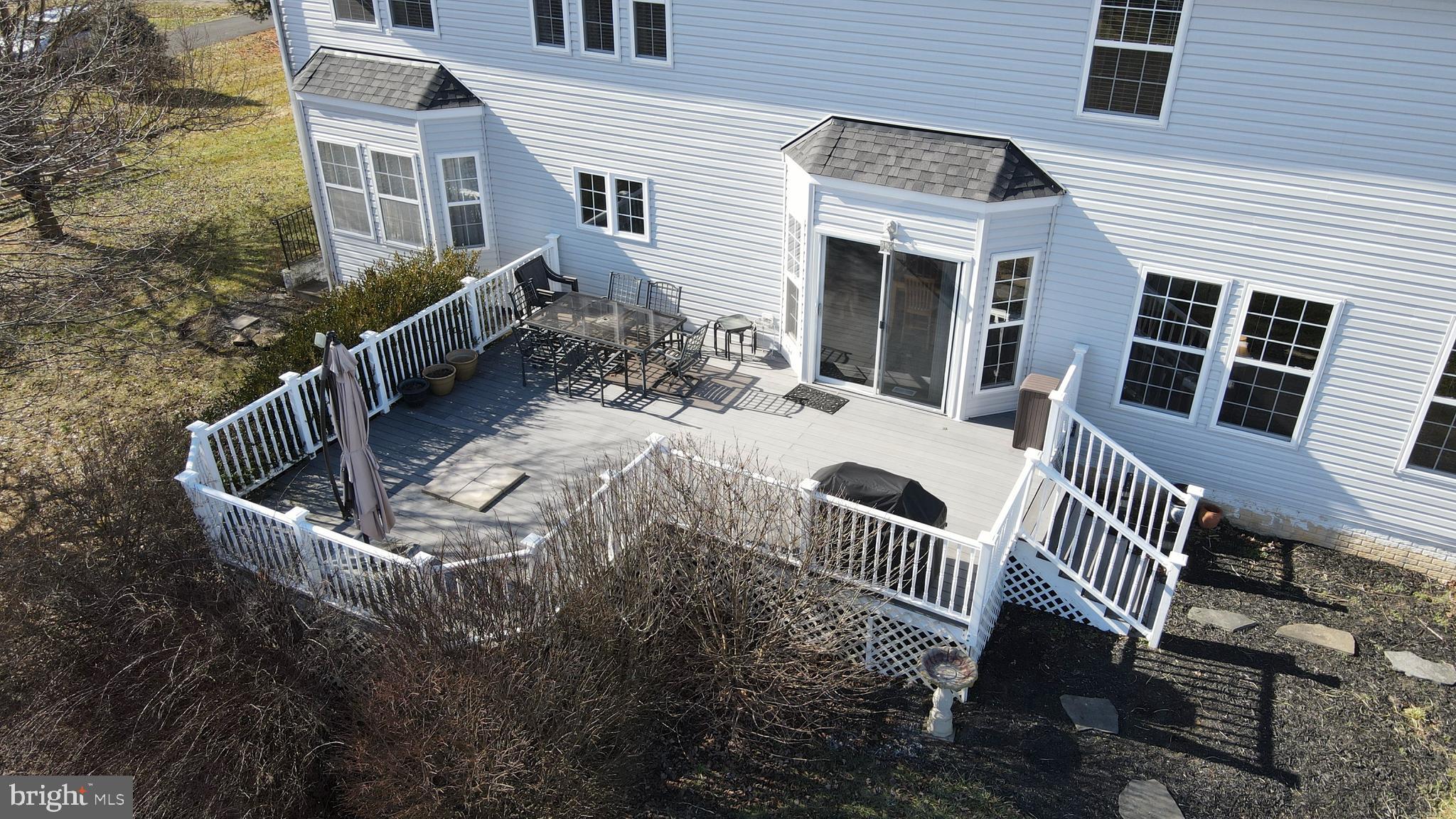 MEADOW BROOK - Residential