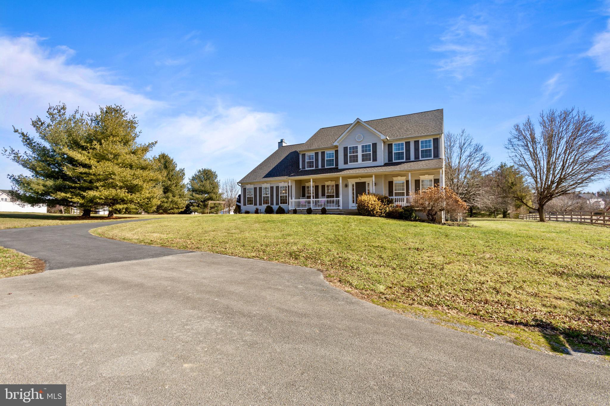 MEADOW BROOK - Residential