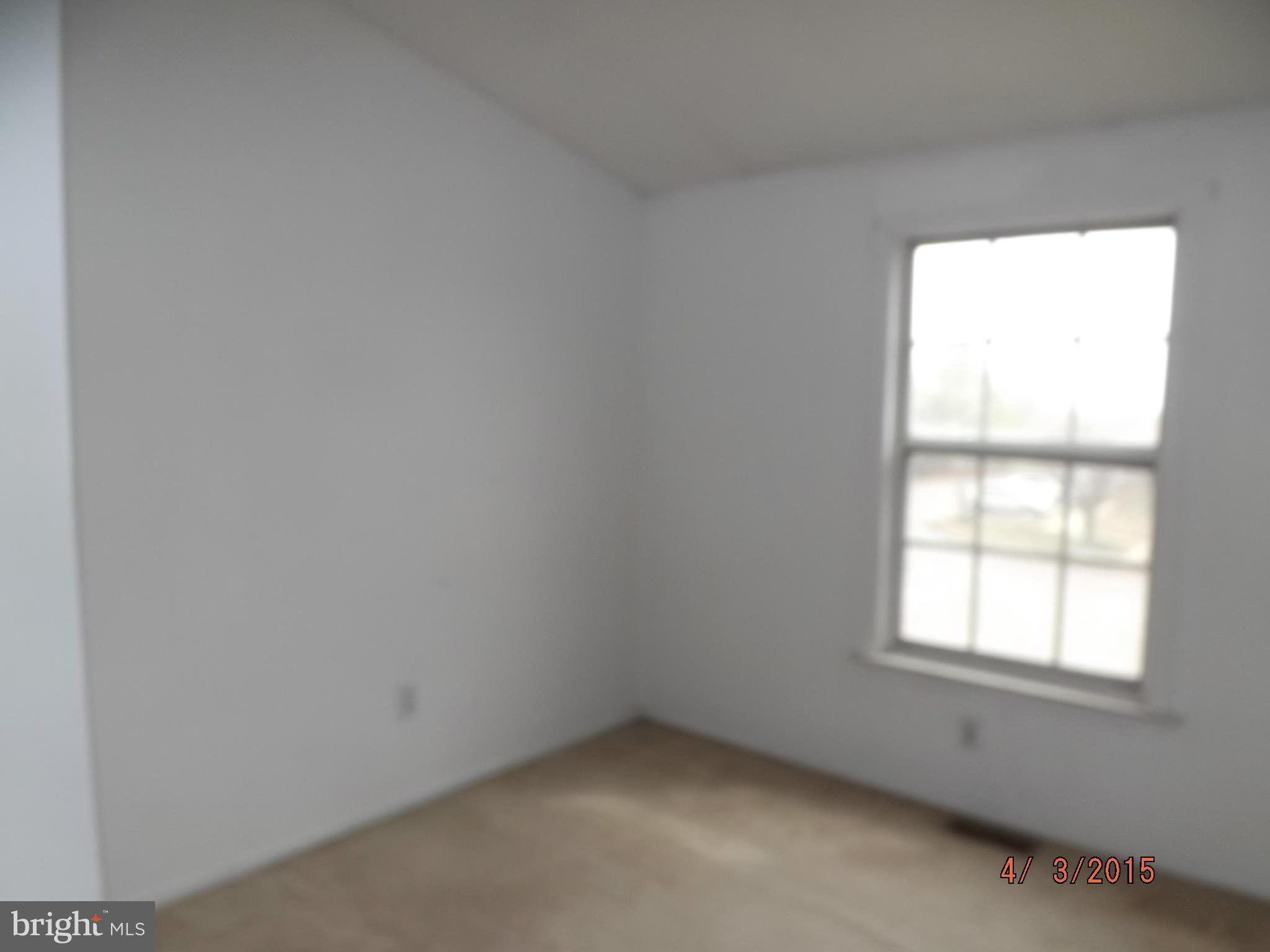 COURTLAND WOODS - Residential