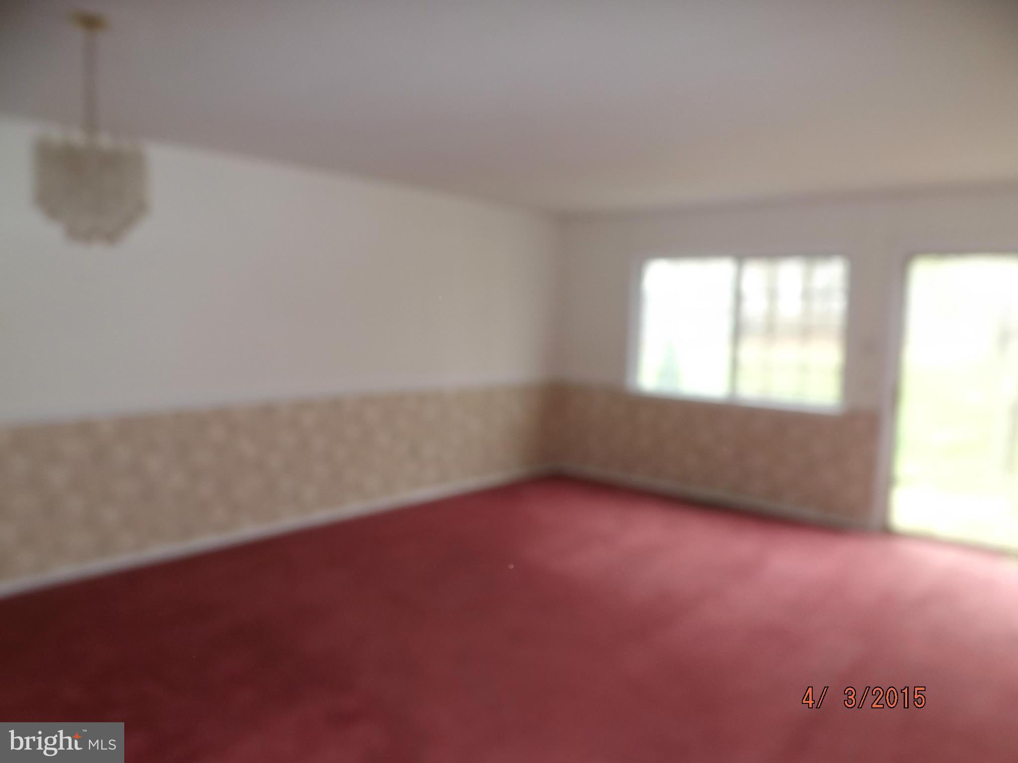 COURTLAND WOODS - Residential