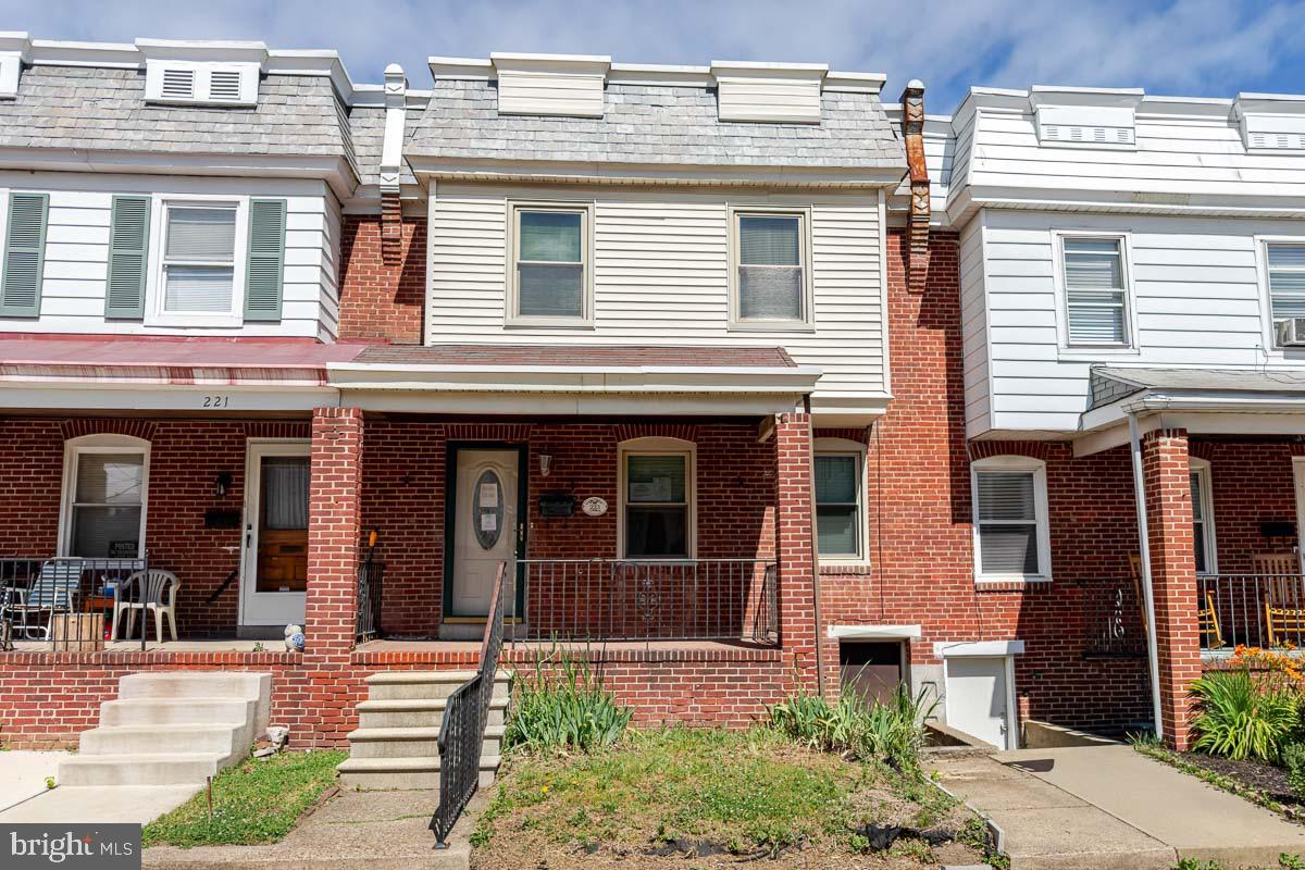 223 BAYARD AVENUE