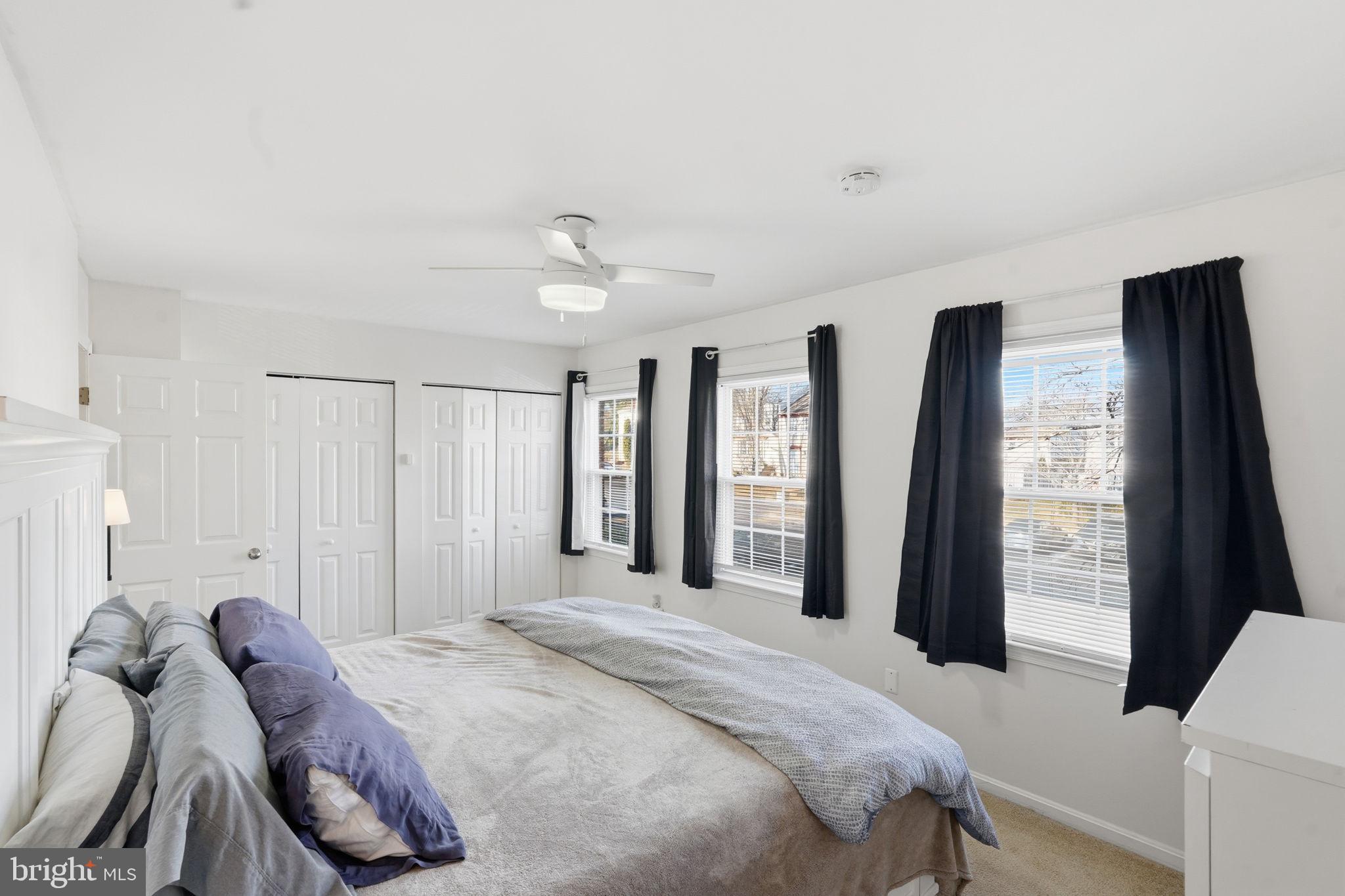 THOUSAND OAKS - Residential