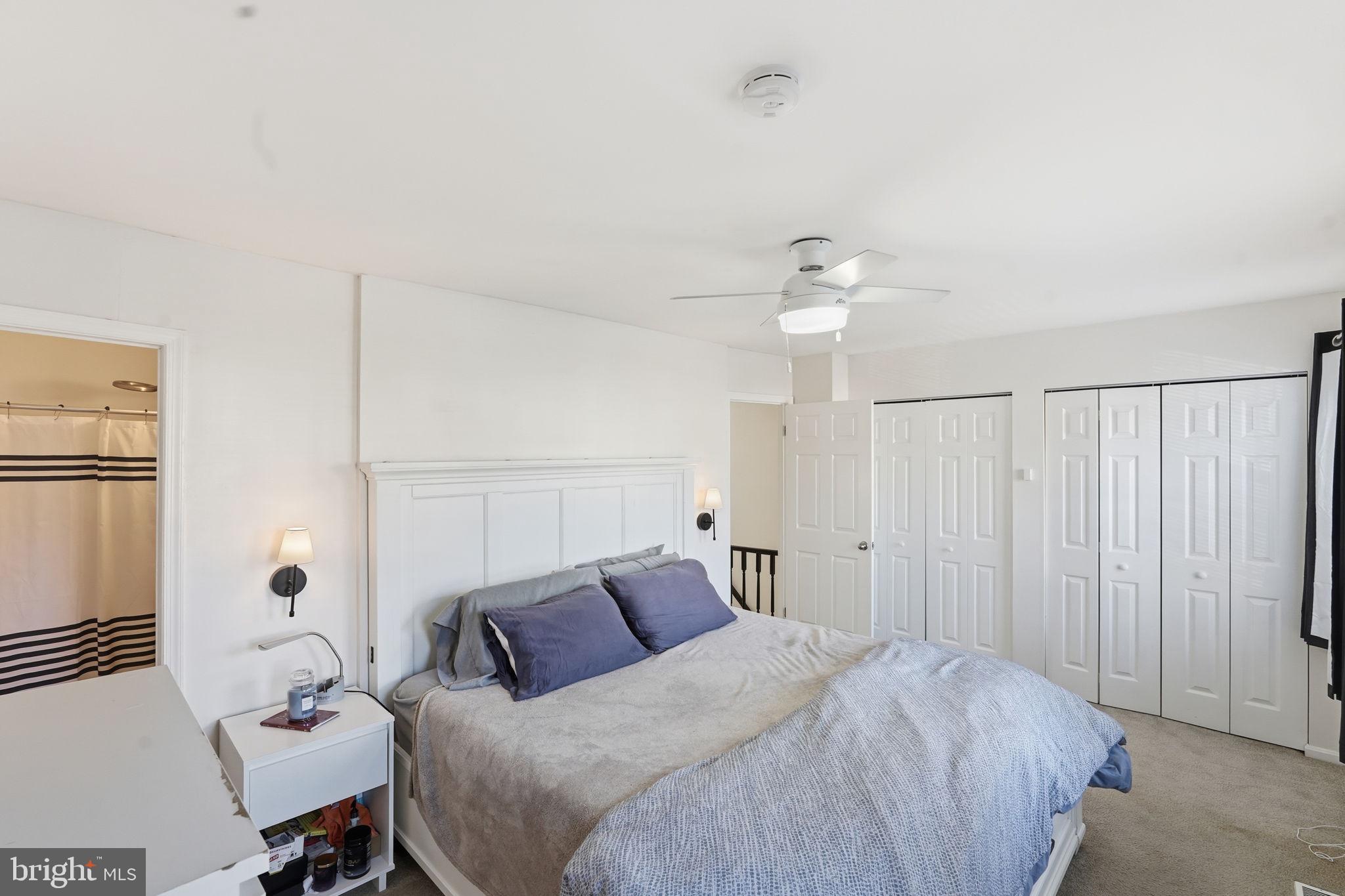 THOUSAND OAKS - Residential