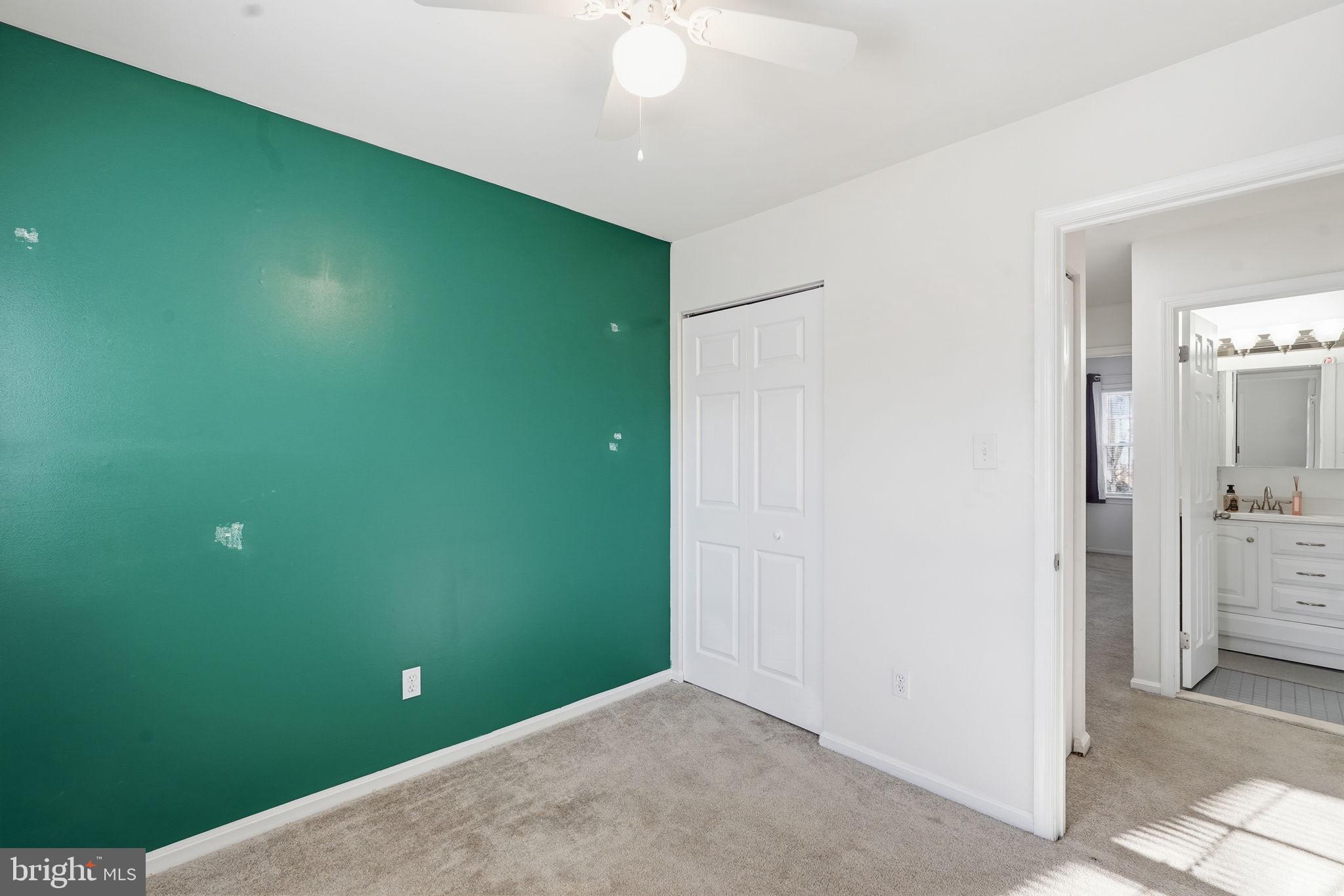 THOUSAND OAKS - Residential