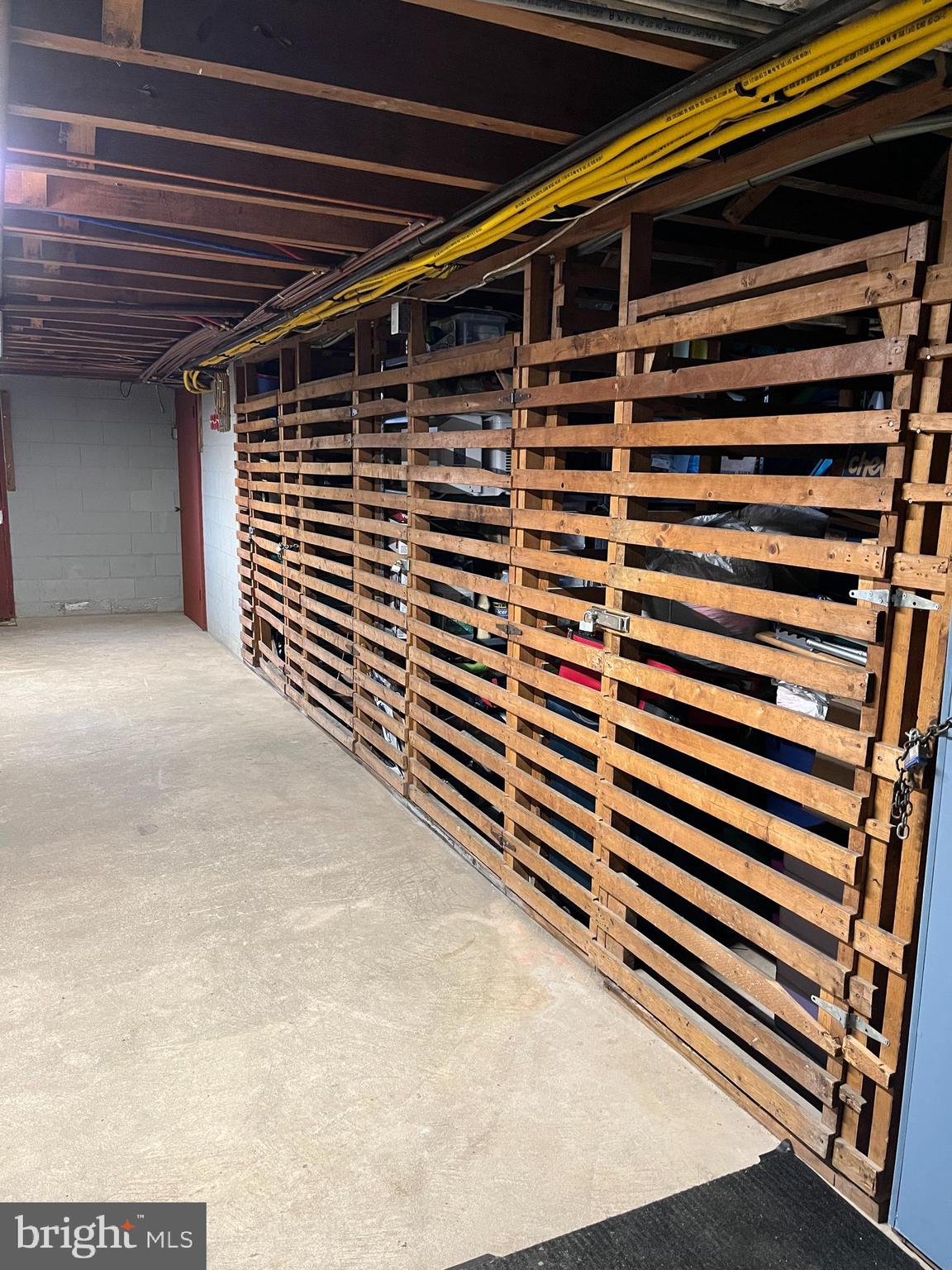 RIDLEY PARK - Residential Lease