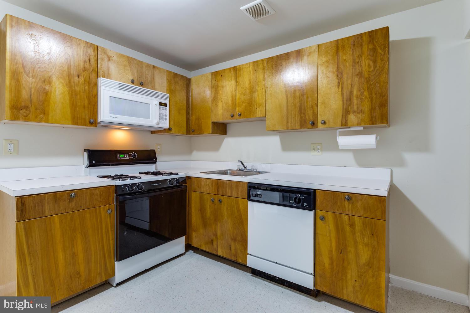 ST CHARLES SUB - DORCHESTER - Residential