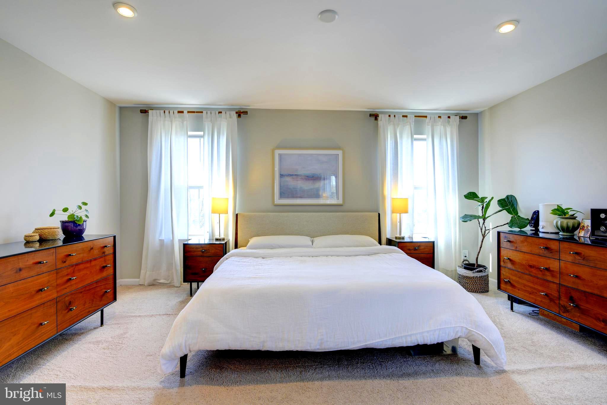 LOUDOUN PLACE - Residential Lease