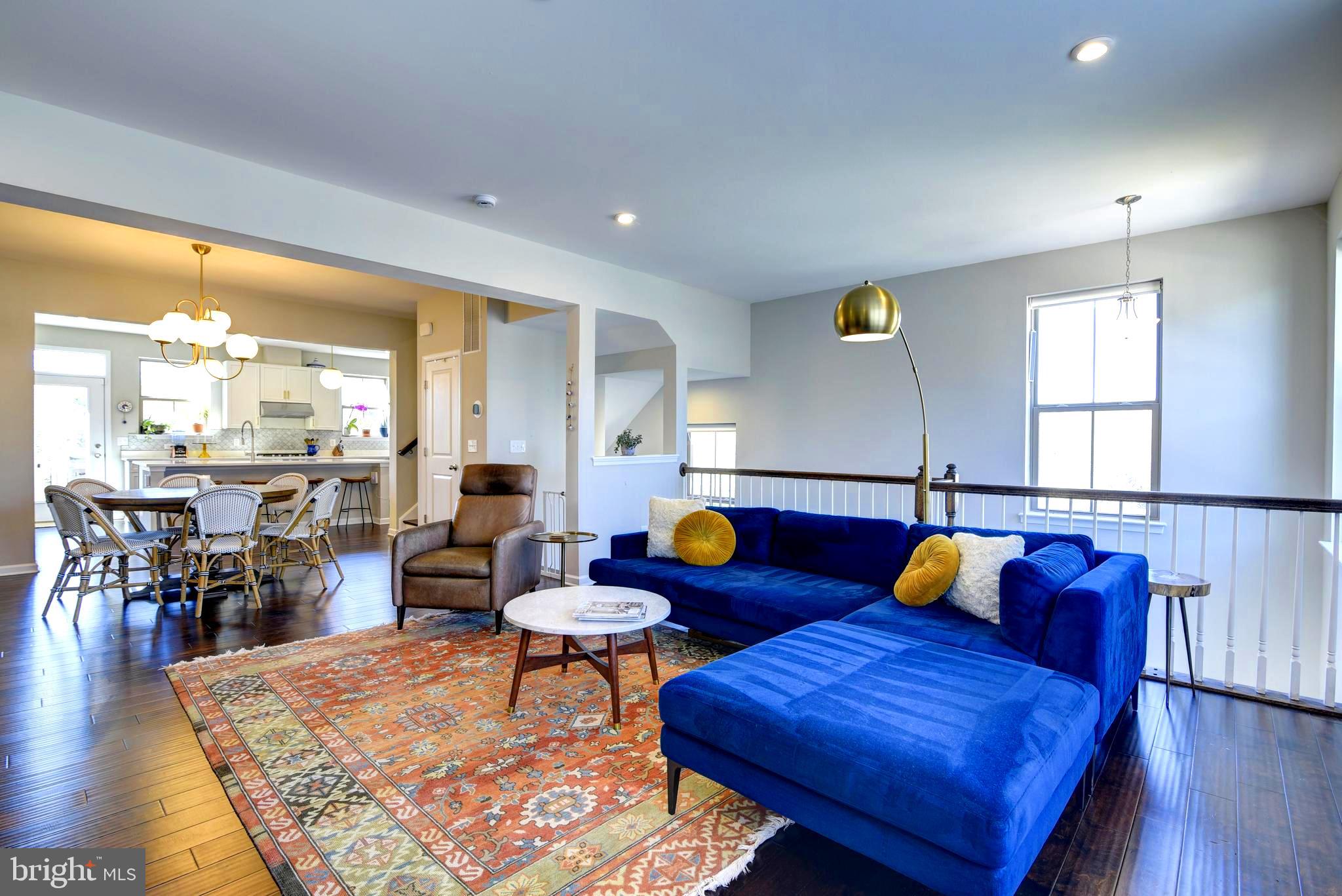 LOUDOUN PLACE - Residential Lease