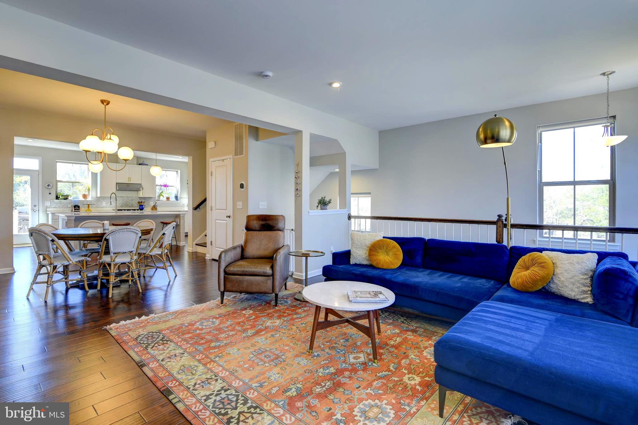 LOUDOUN PLACE - Residential Lease