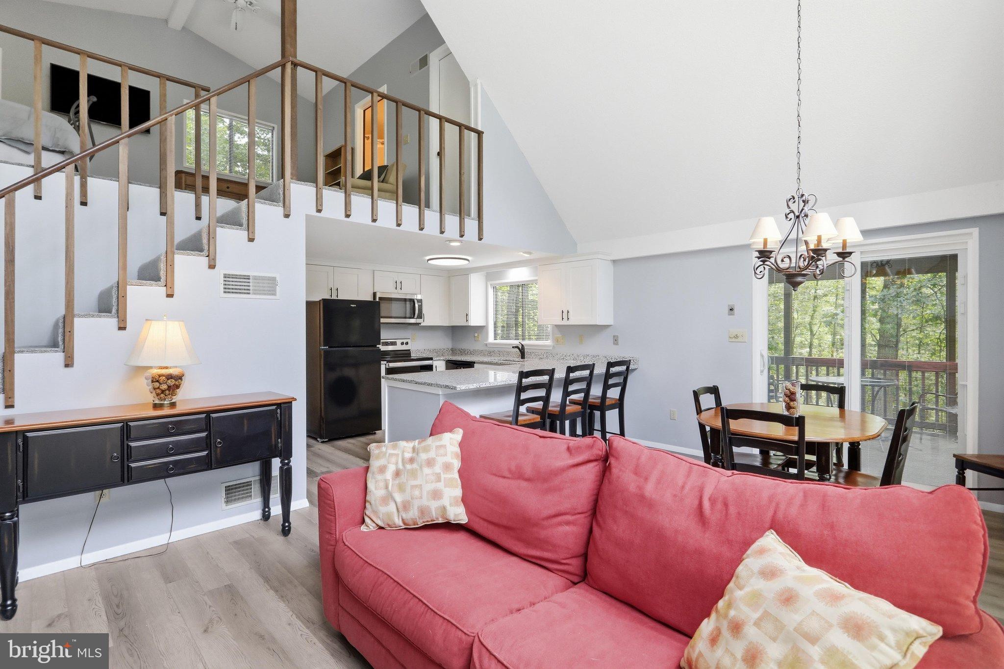354 ANIMIKEAN RIDGE