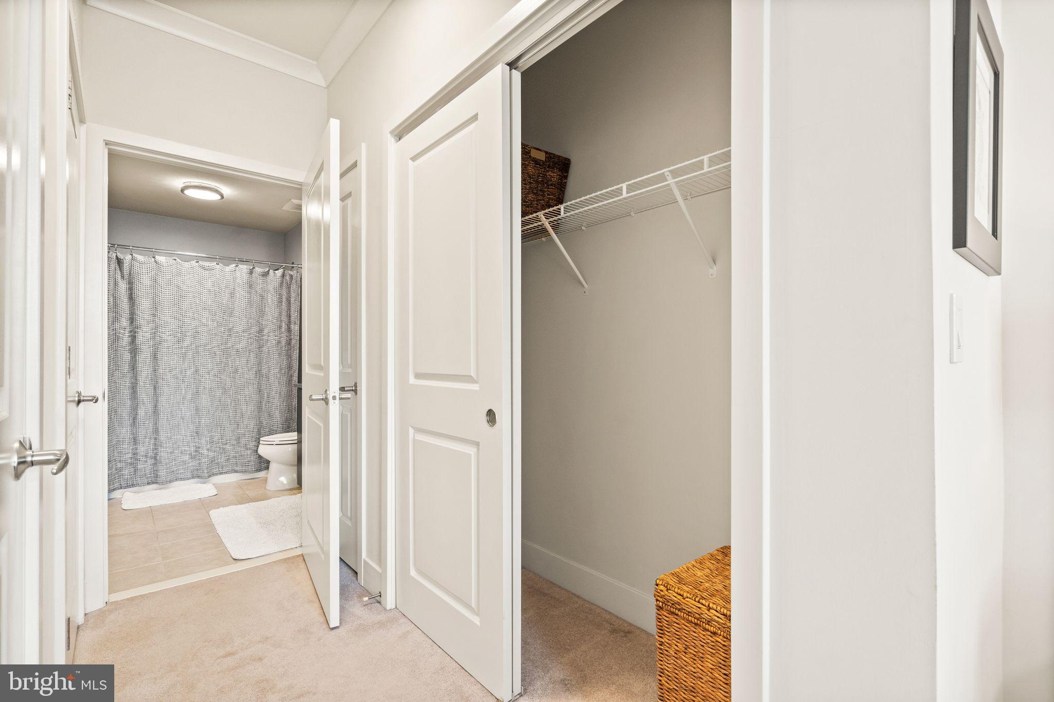 OLD TOWN COMMONS - Residential