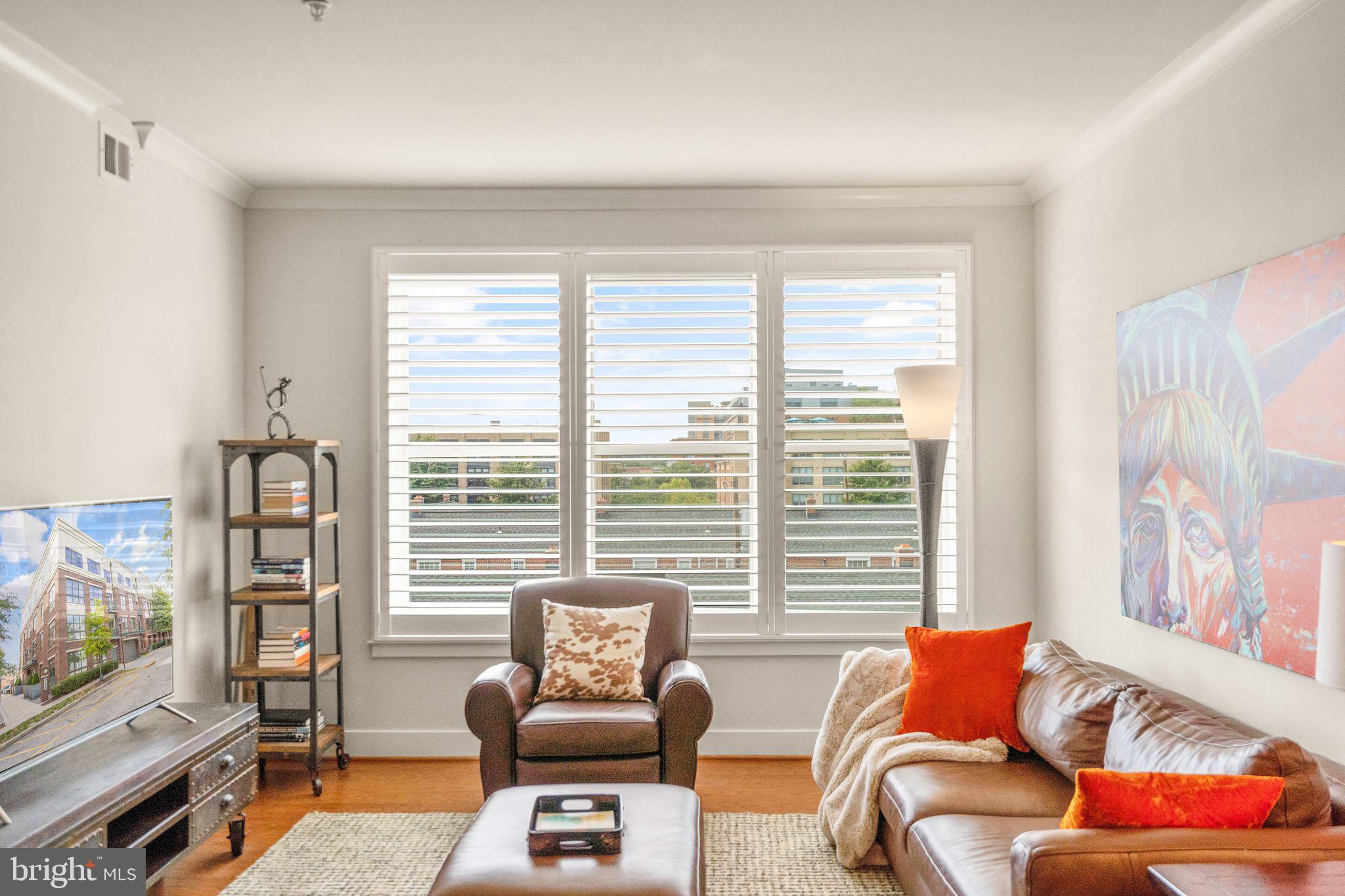 OLD TOWN COMMONS - Residential