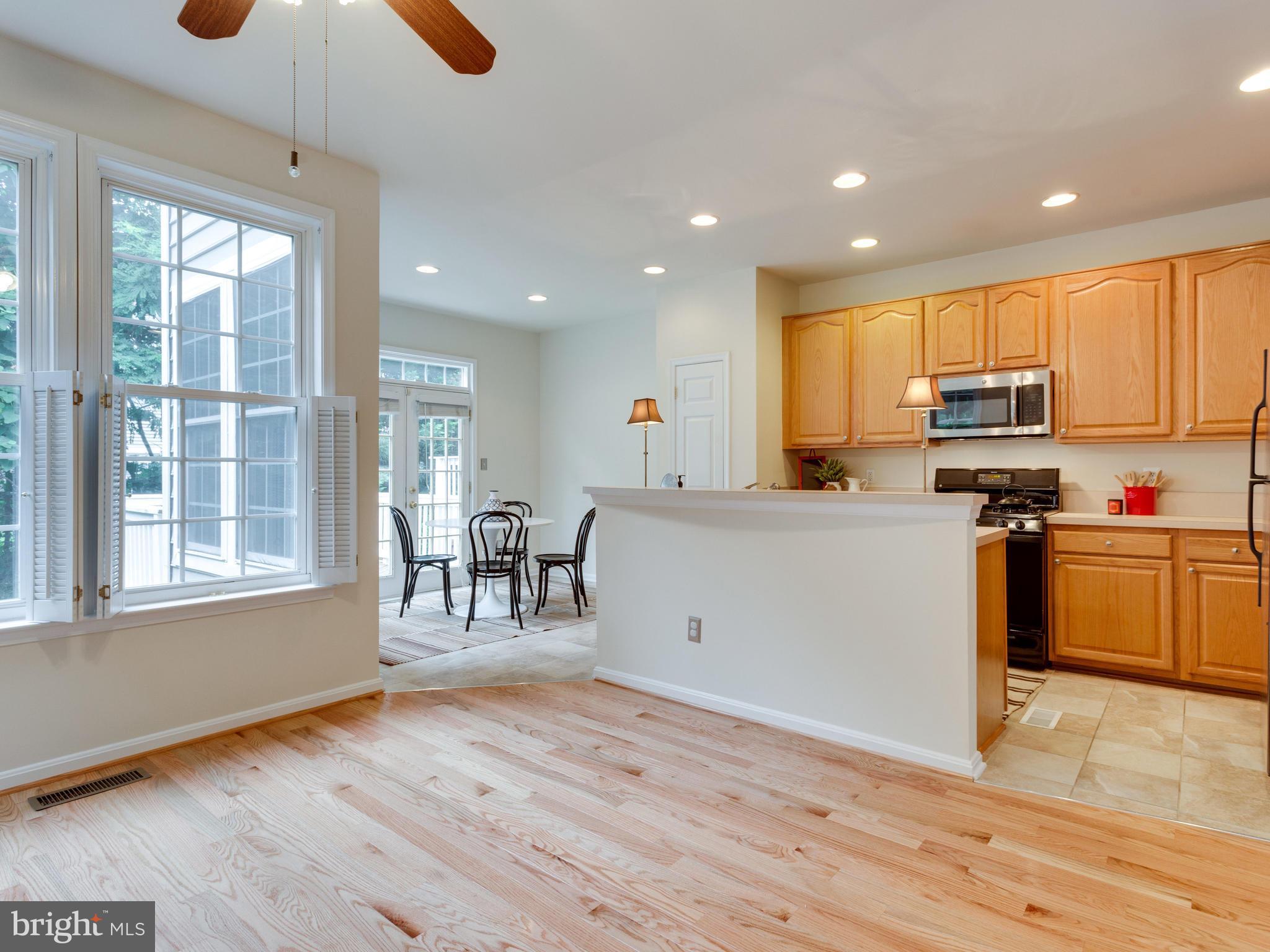 GUNSTON HILL - Residential