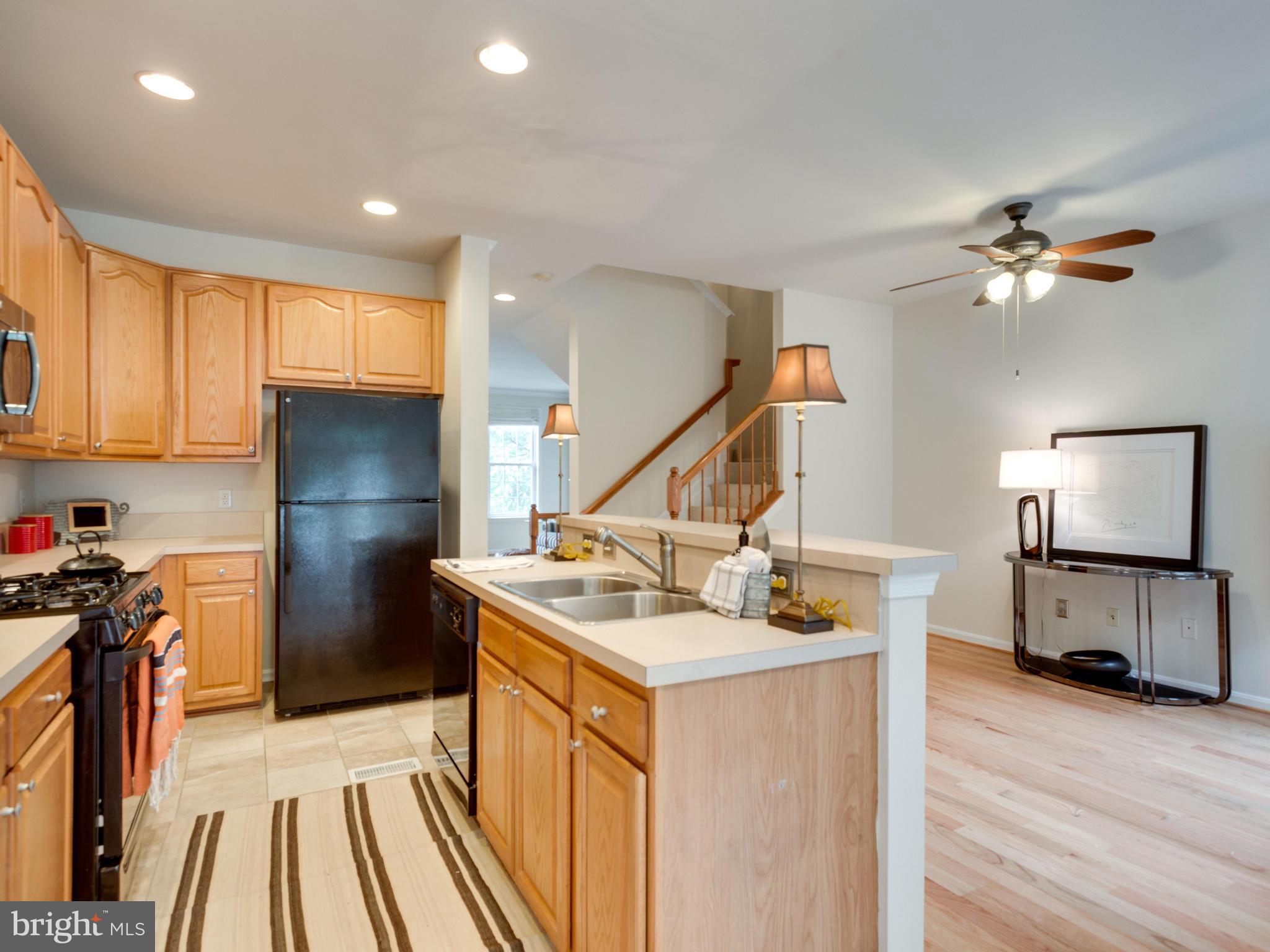 GUNSTON HILL - Residential