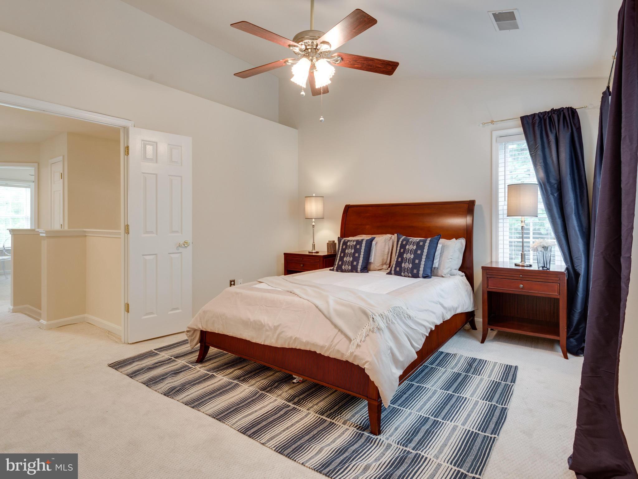 GUNSTON HILL - Residential