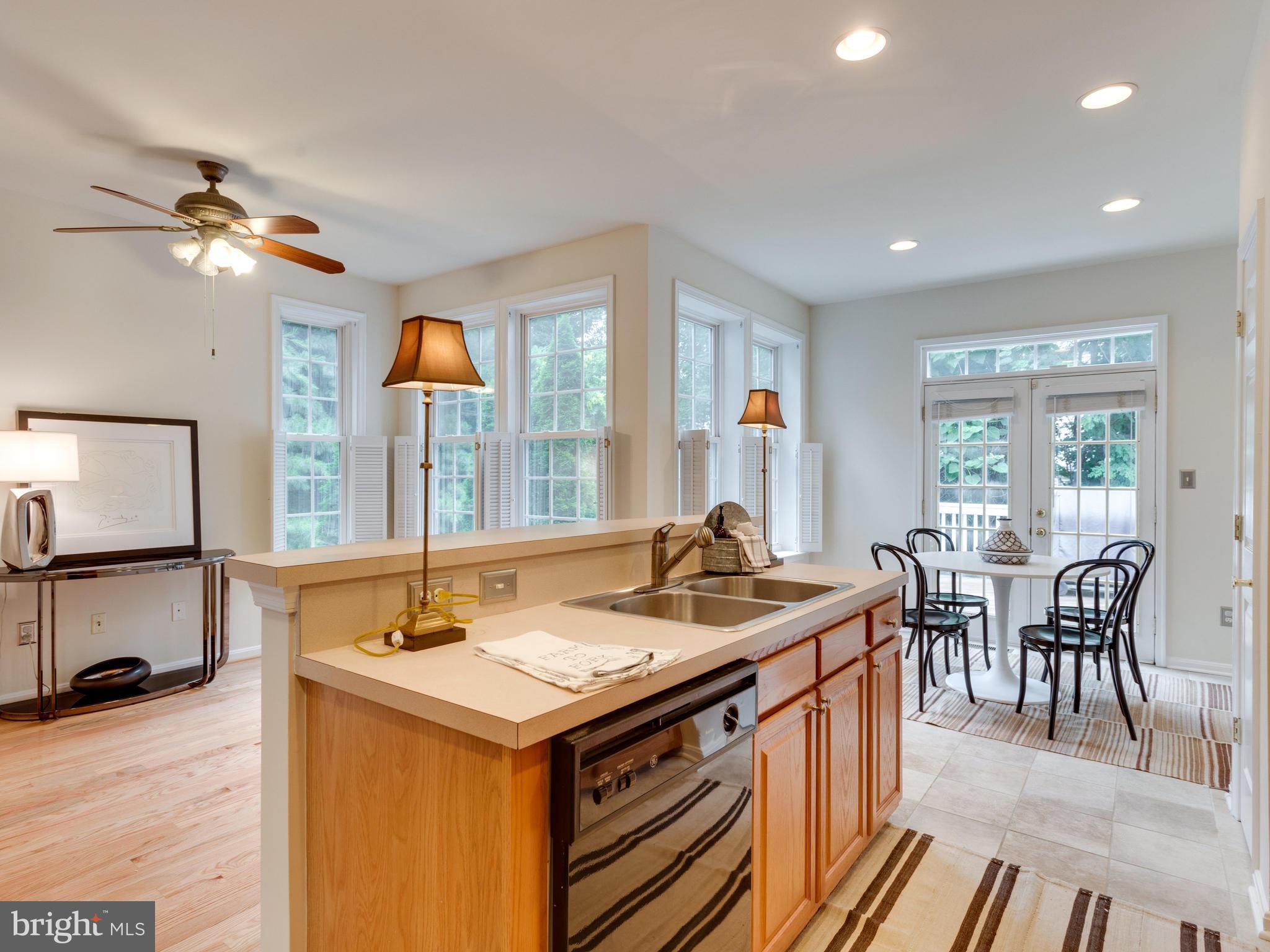 GUNSTON HILL - Residential