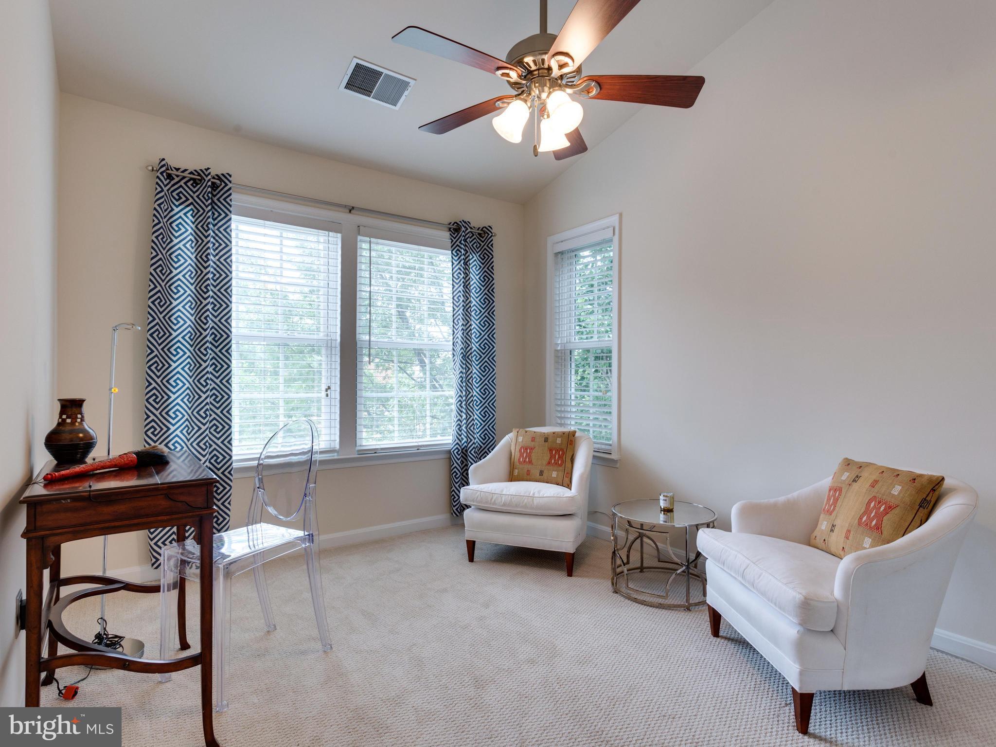 GUNSTON HILL - Residential