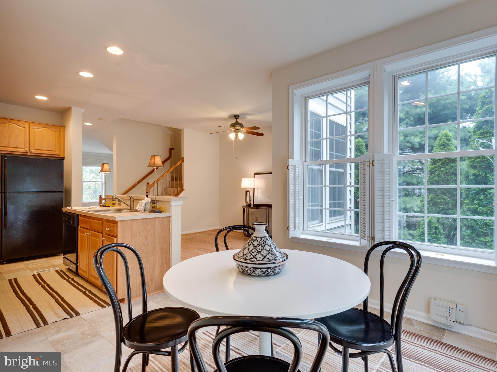 GUNSTON HILL - Residential