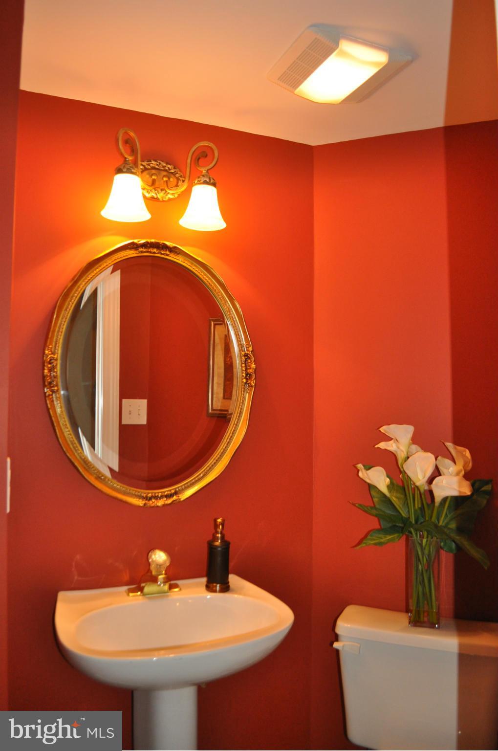 FENWICK COURT - Residential