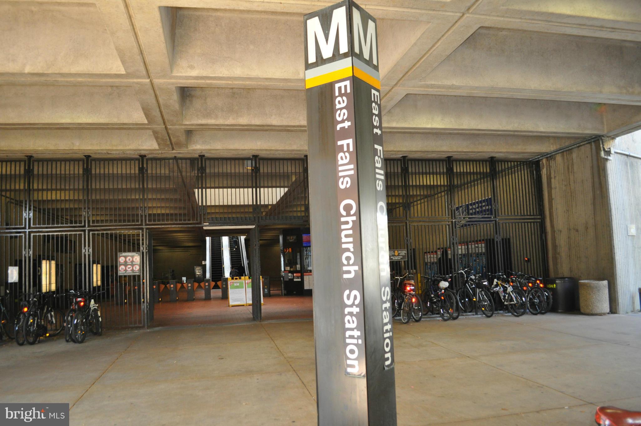 FENWICK COURT - Residential