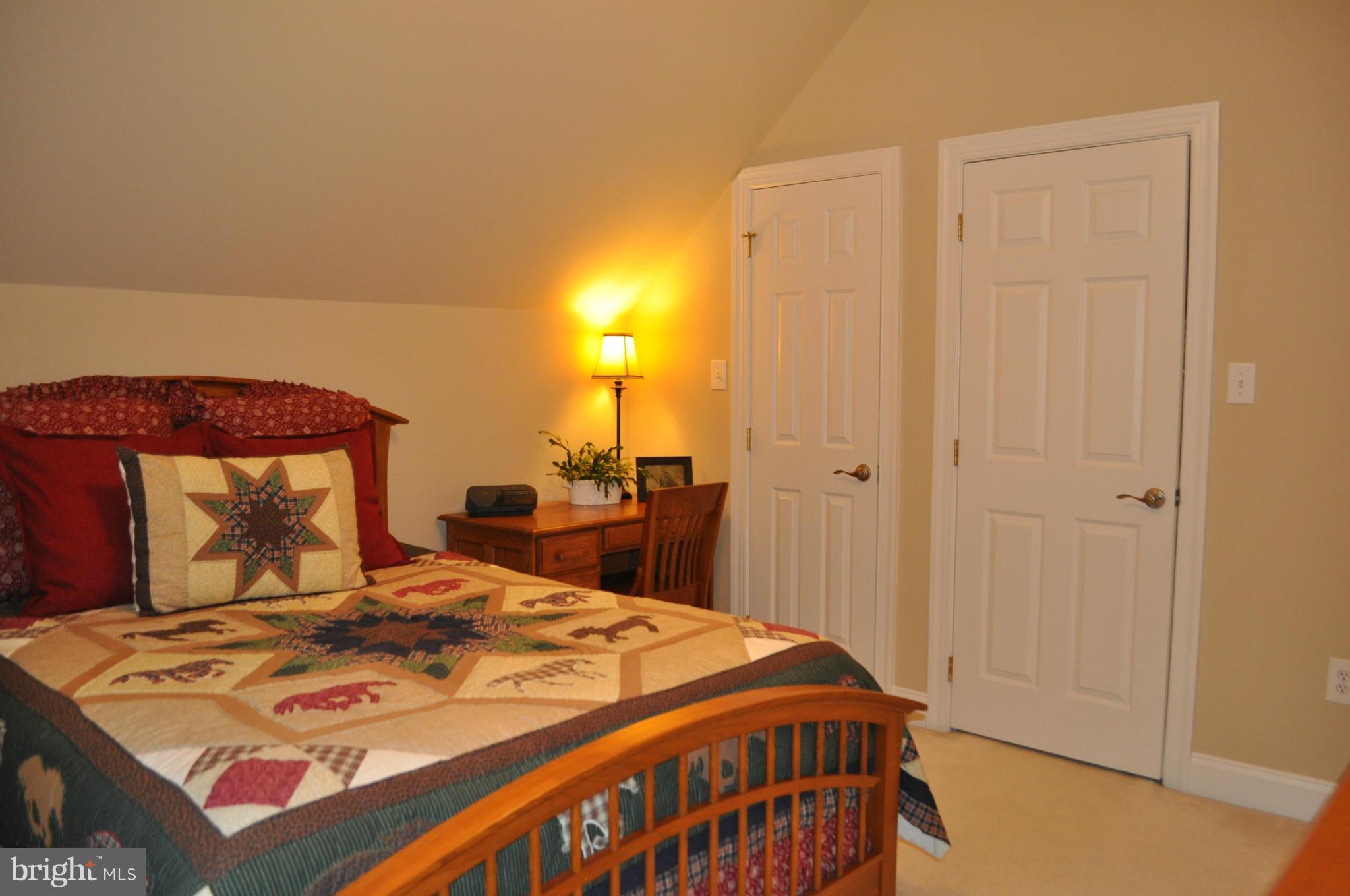 FENWICK COURT - Residential