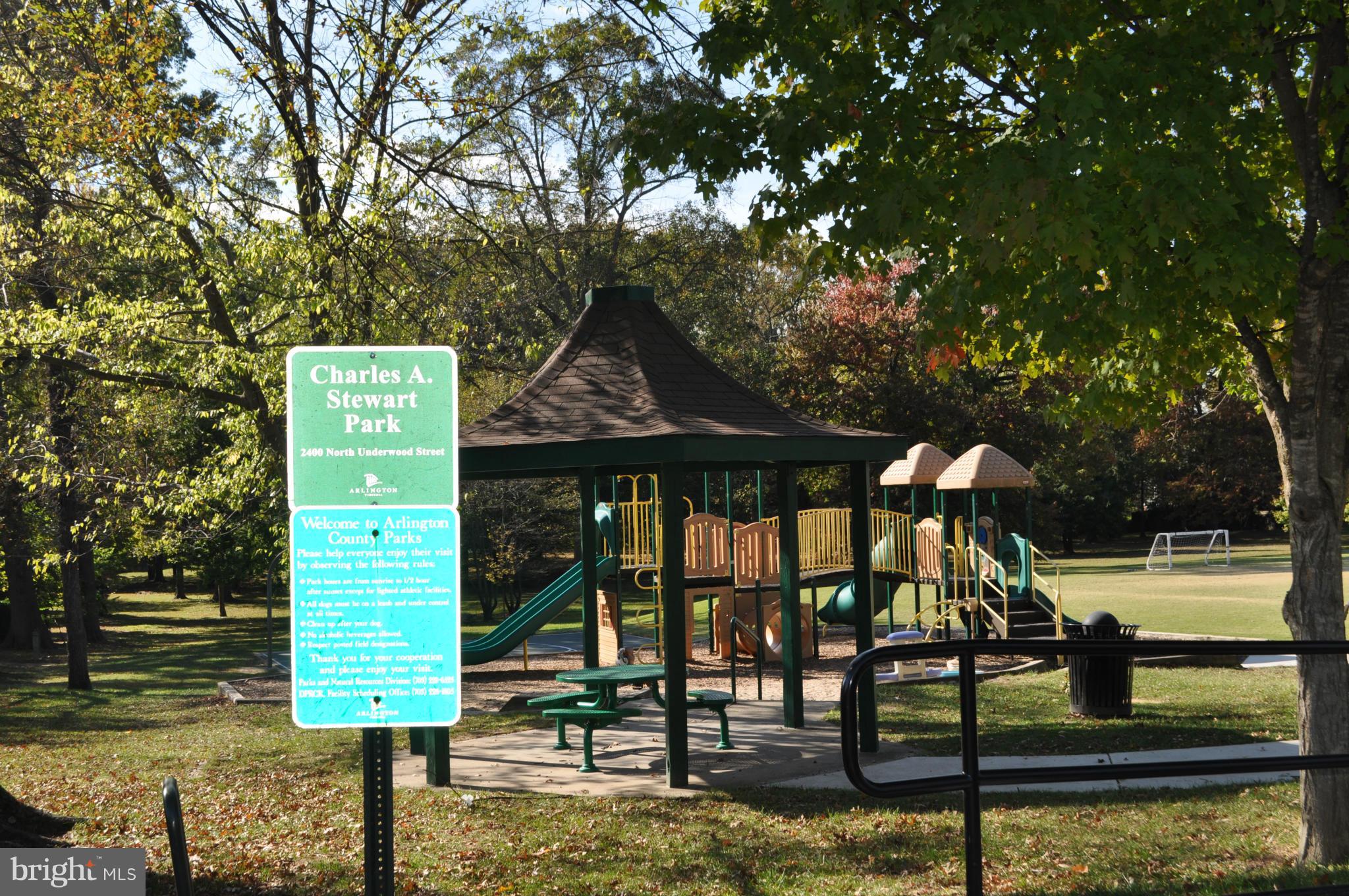 FENWICK COURT - Residential