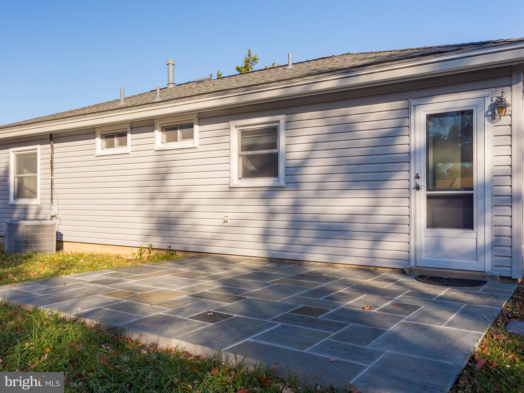 SPRINGFIELD ESTATES - Residential Lease