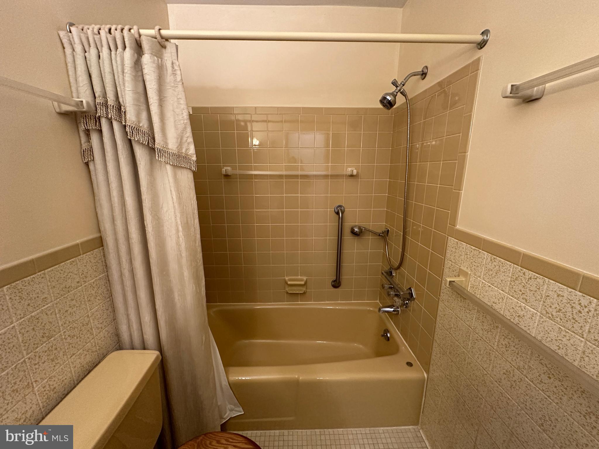 OAK RIDGE - Residential