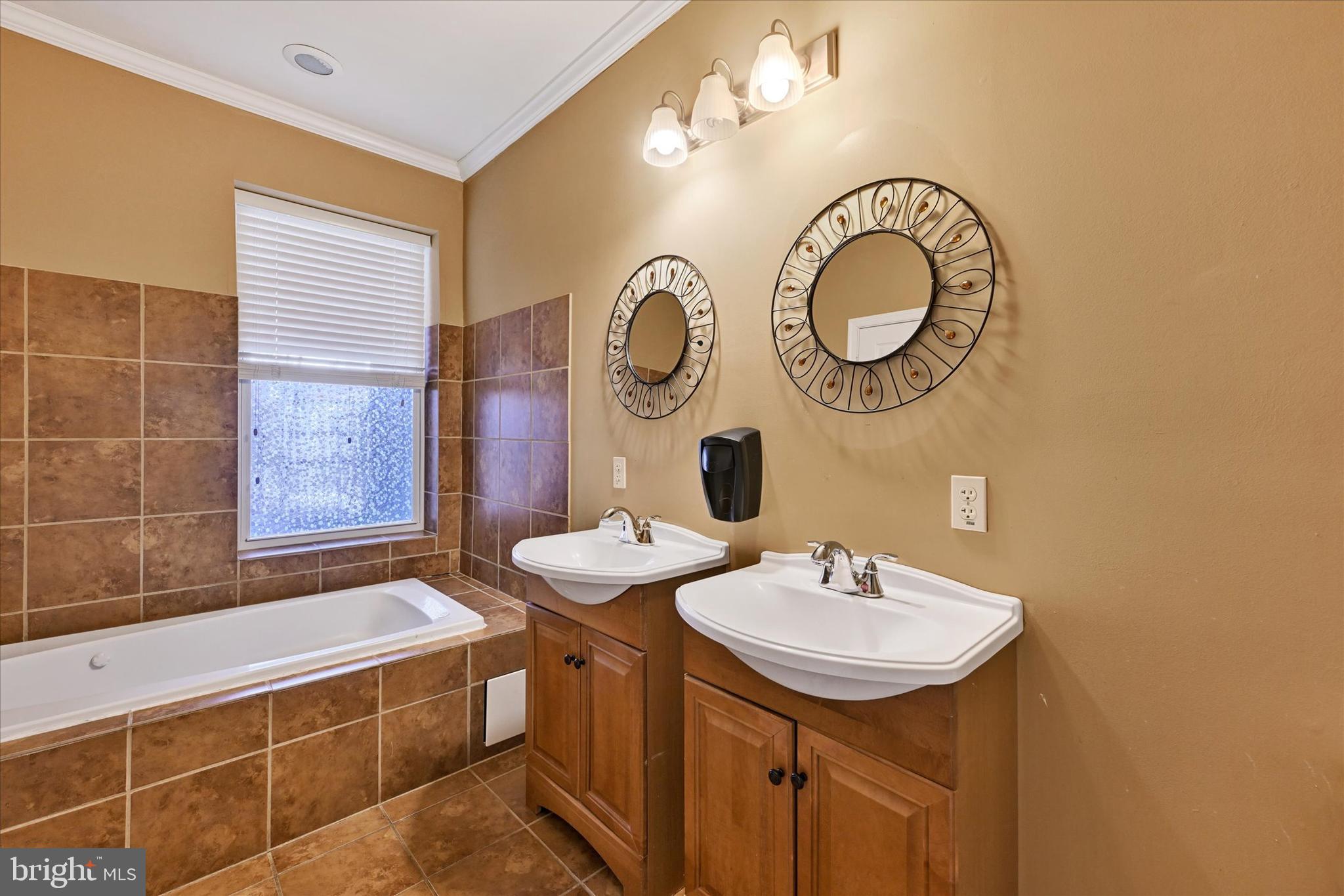 STATION NORTH ARTS DISTRICT - Residential