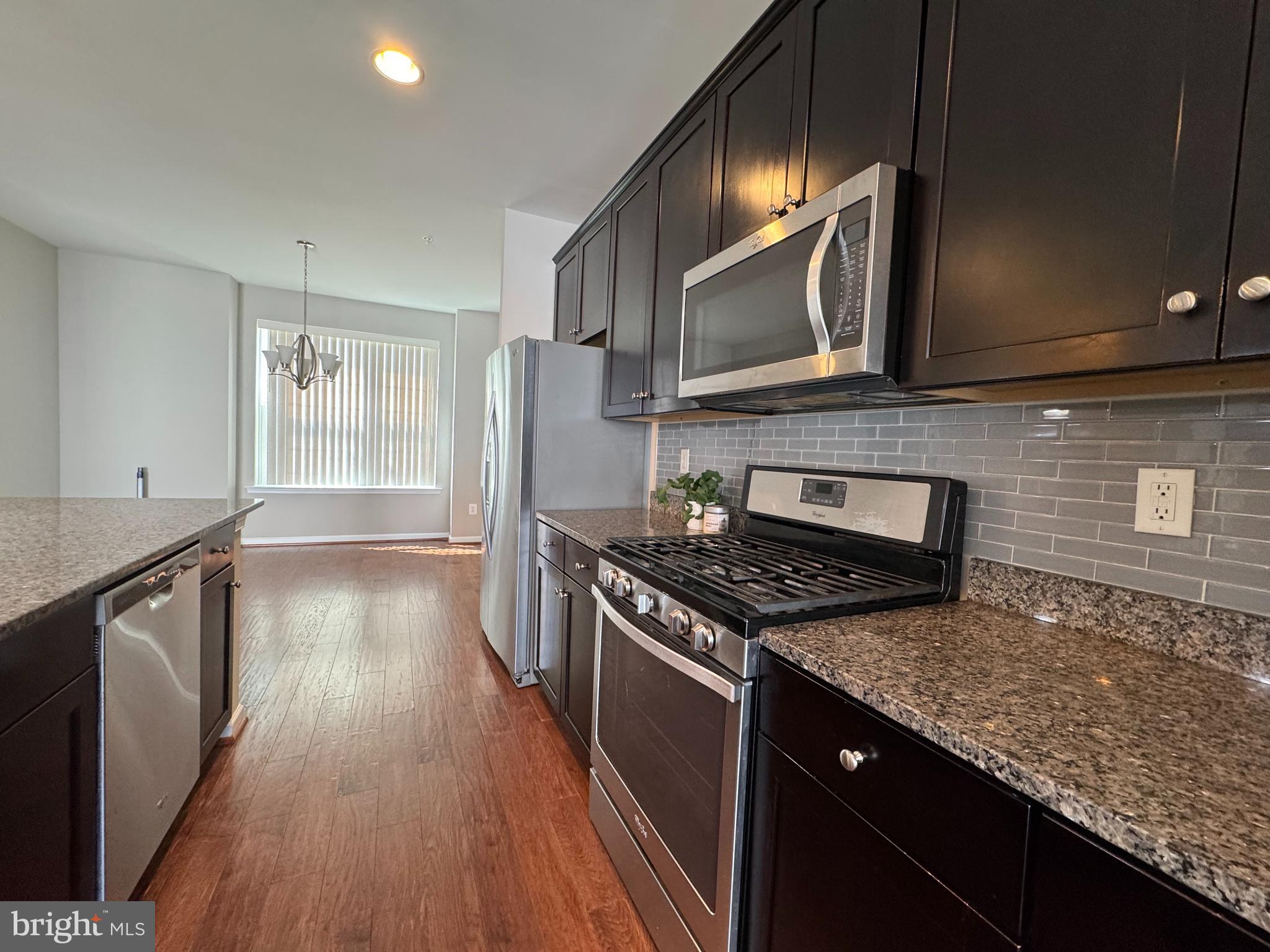 SENECA HILL - Residential Lease