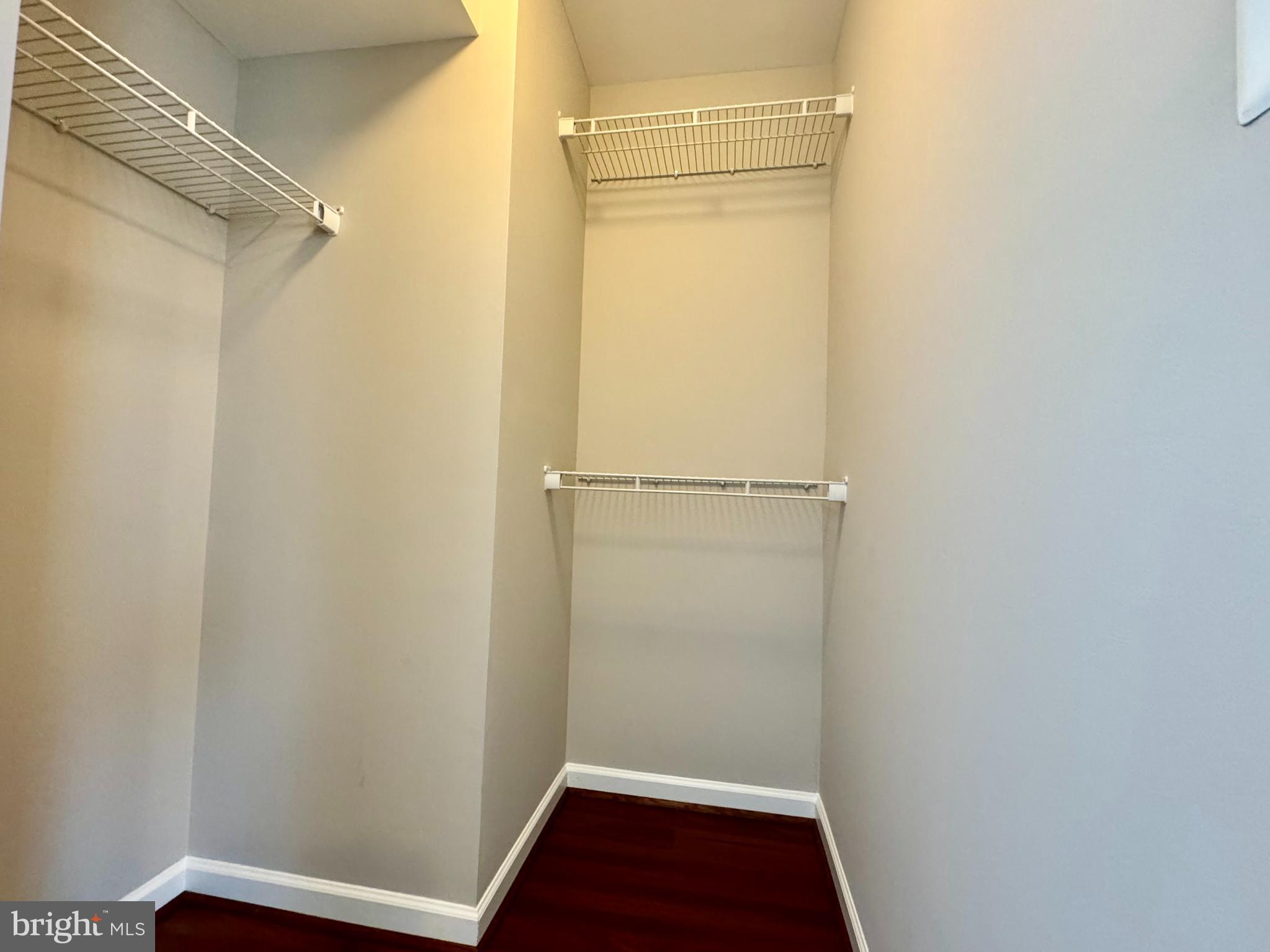 SENECA HILL - Residential Lease