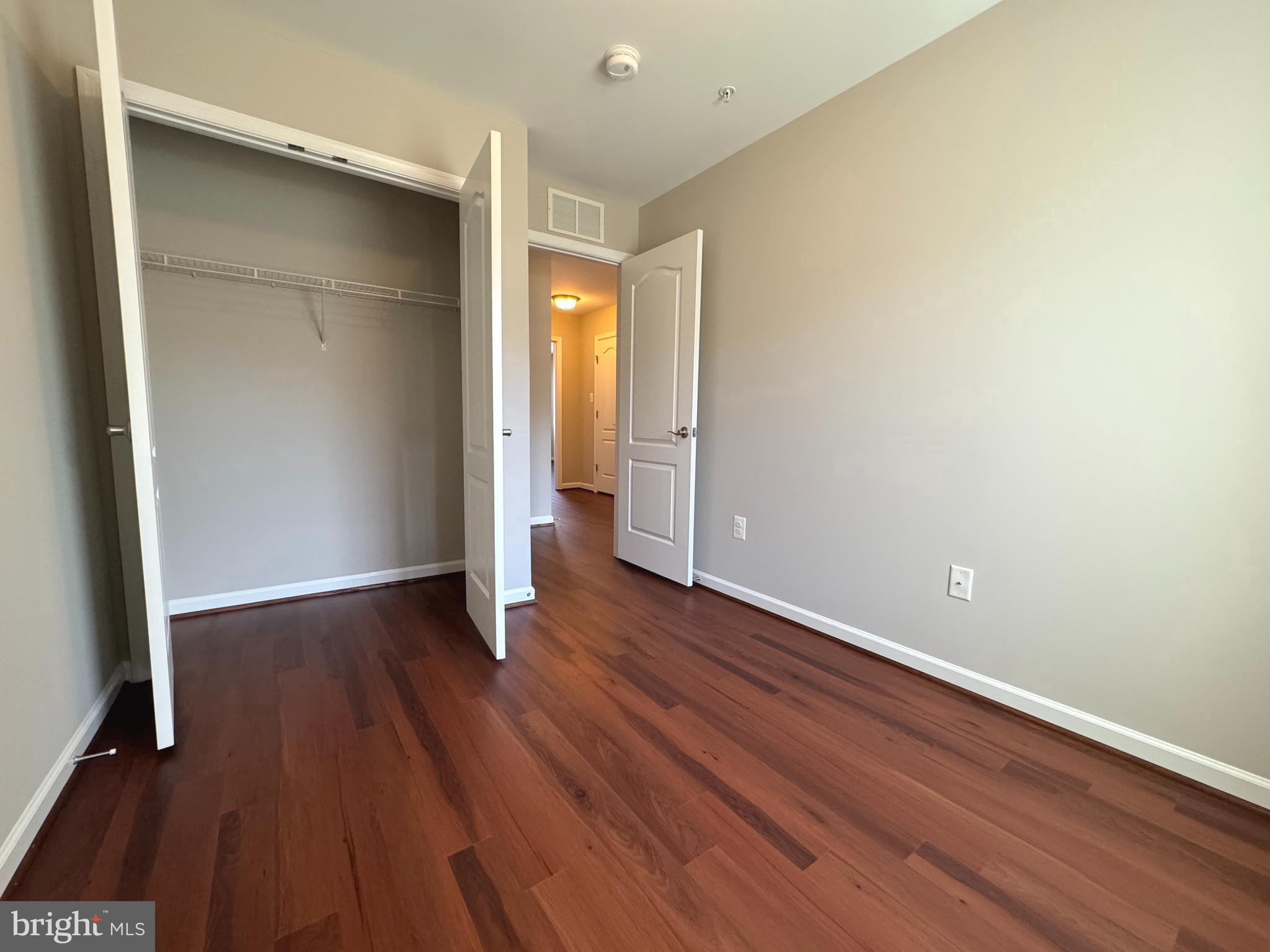 SENECA HILL - Residential Lease