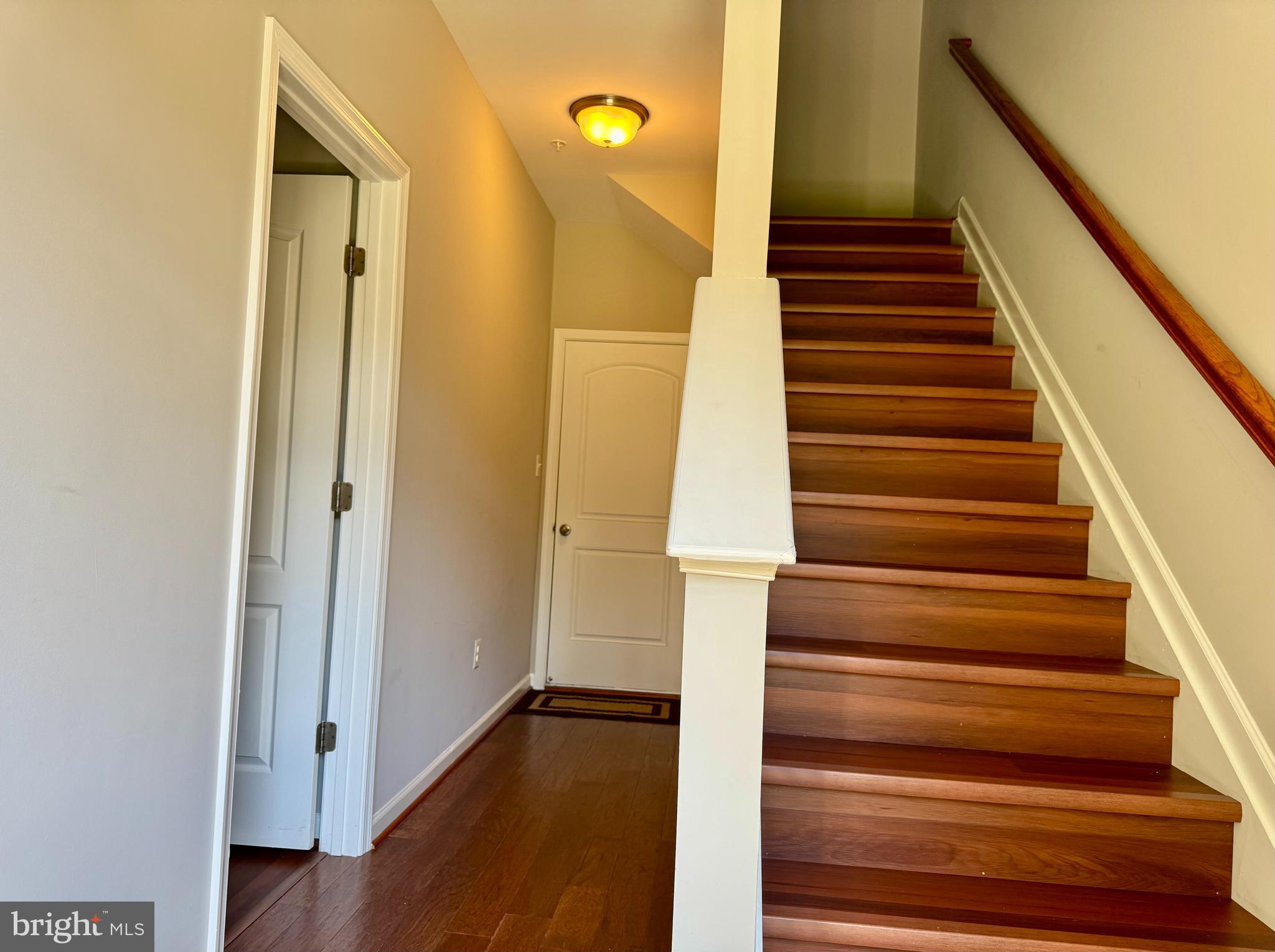 SENECA HILL - Residential Lease