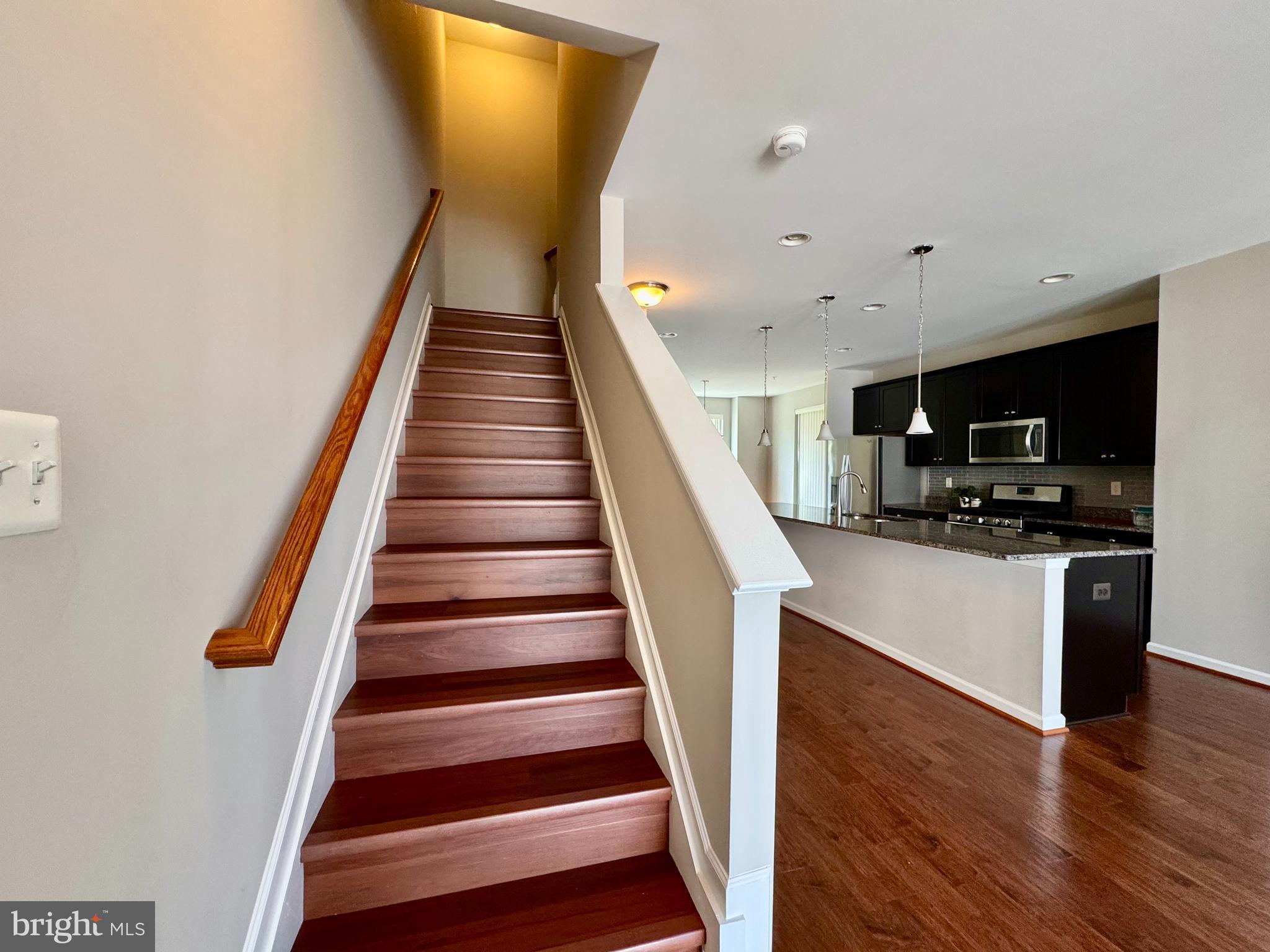 SENECA HILL - Residential Lease