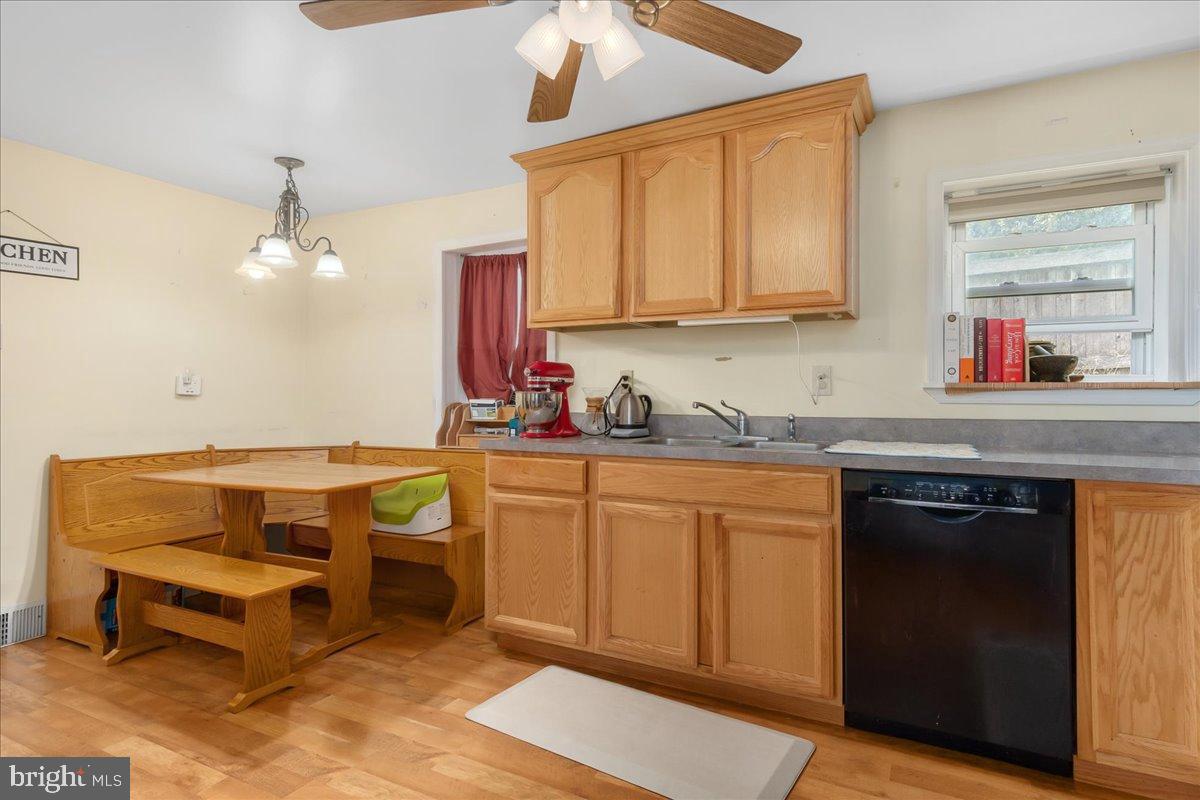 ROHRERSVILLE - Residential