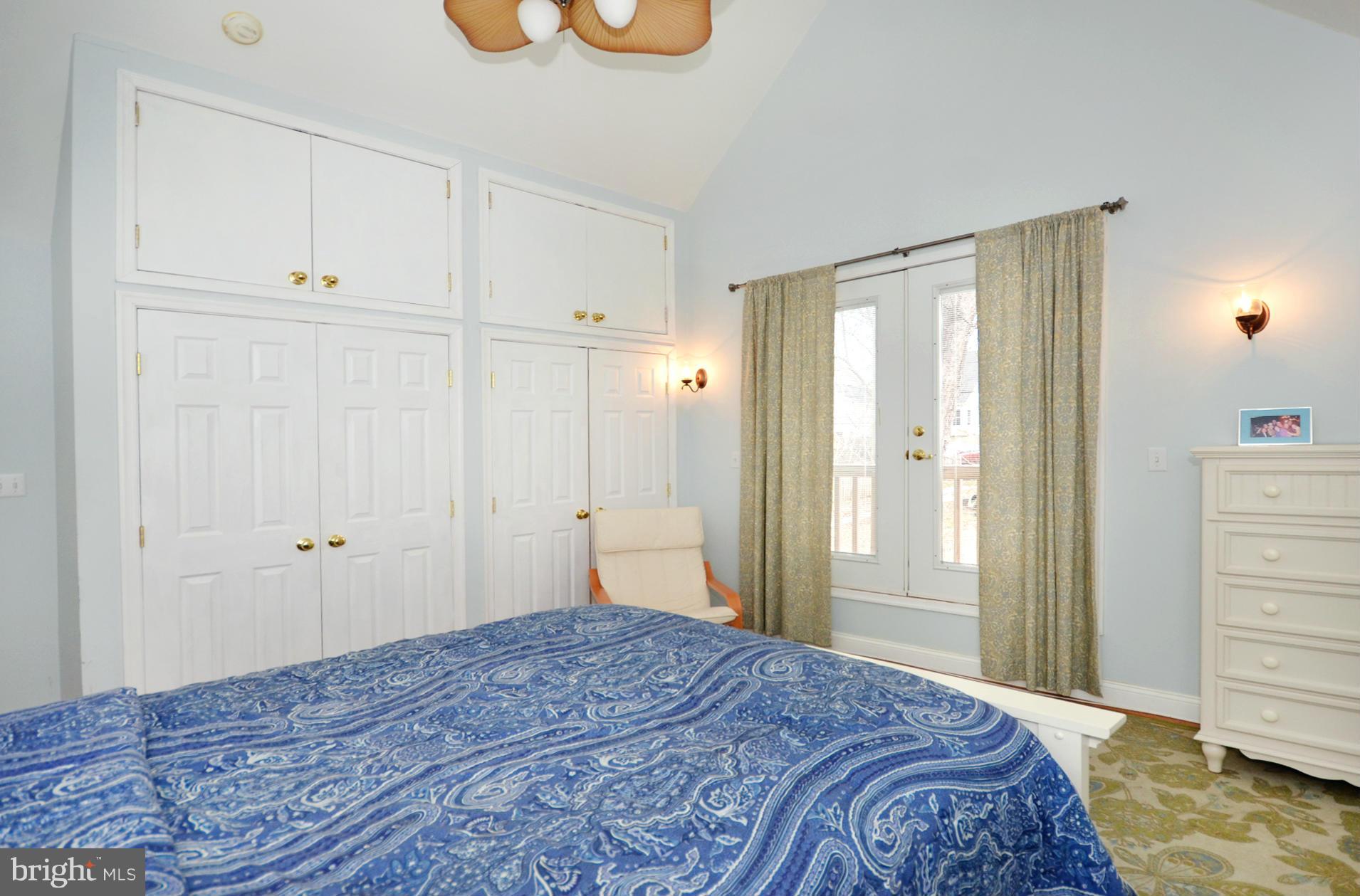 MOUNT WASHINGTON - Residential