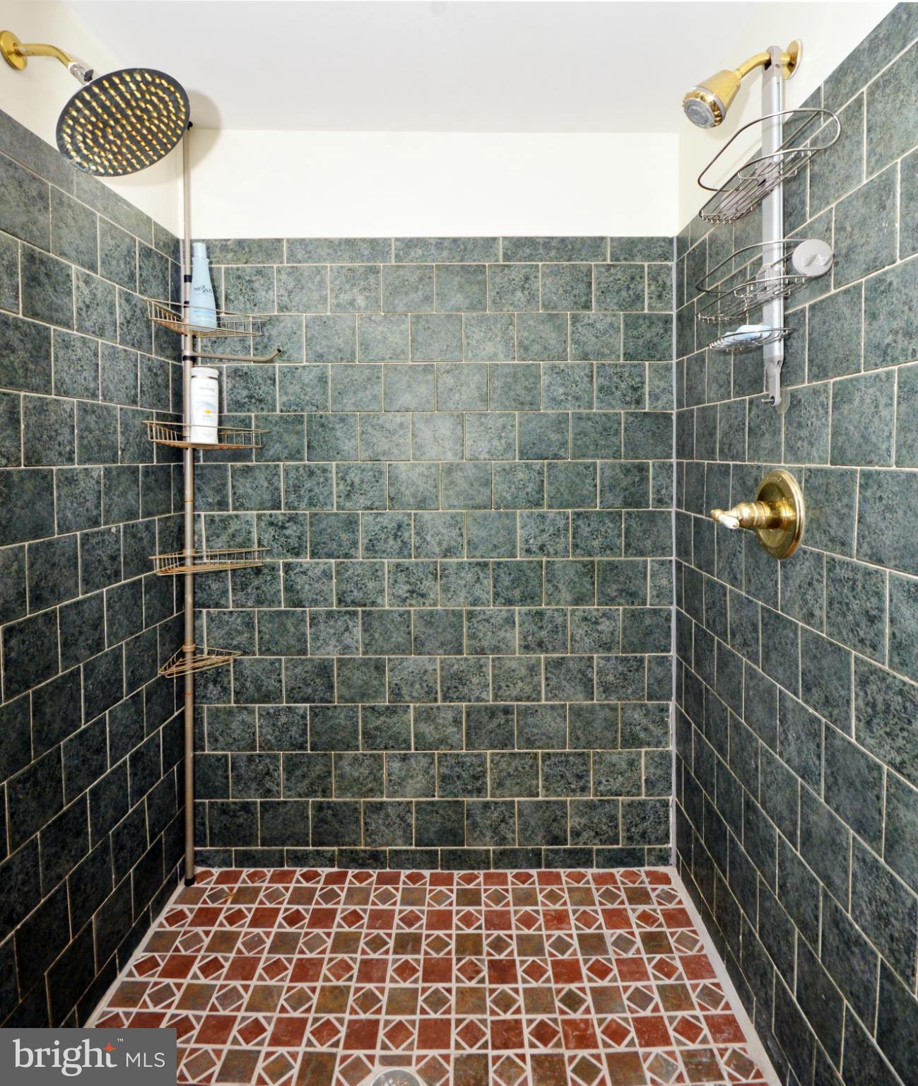 MOUNT WASHINGTON - Residential