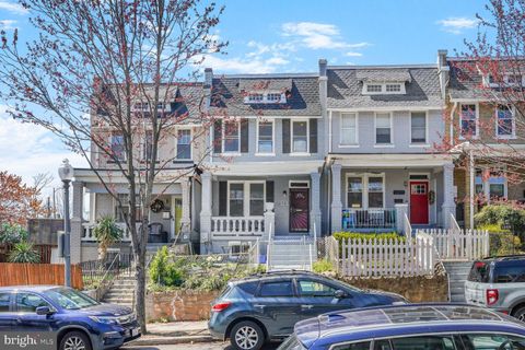 1273 HOLBROOK TERRACE NE WASHINGTON DC 20002