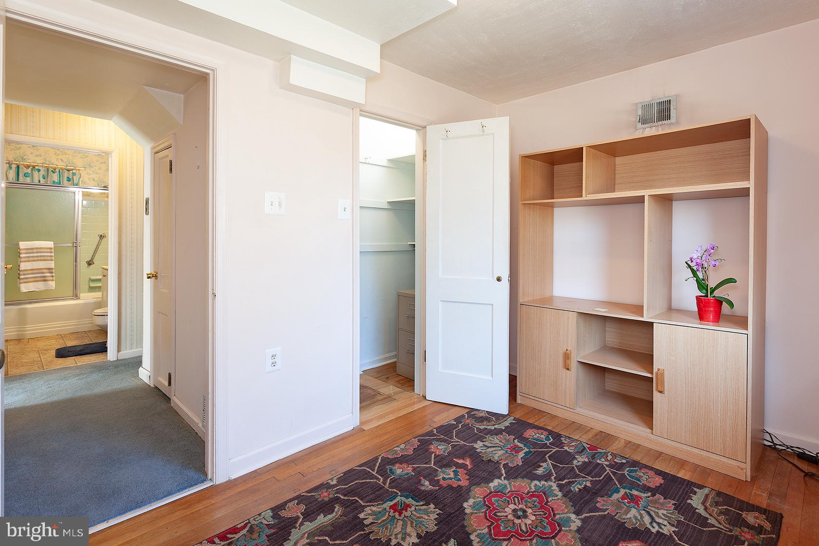 WESTLAWN - Residential