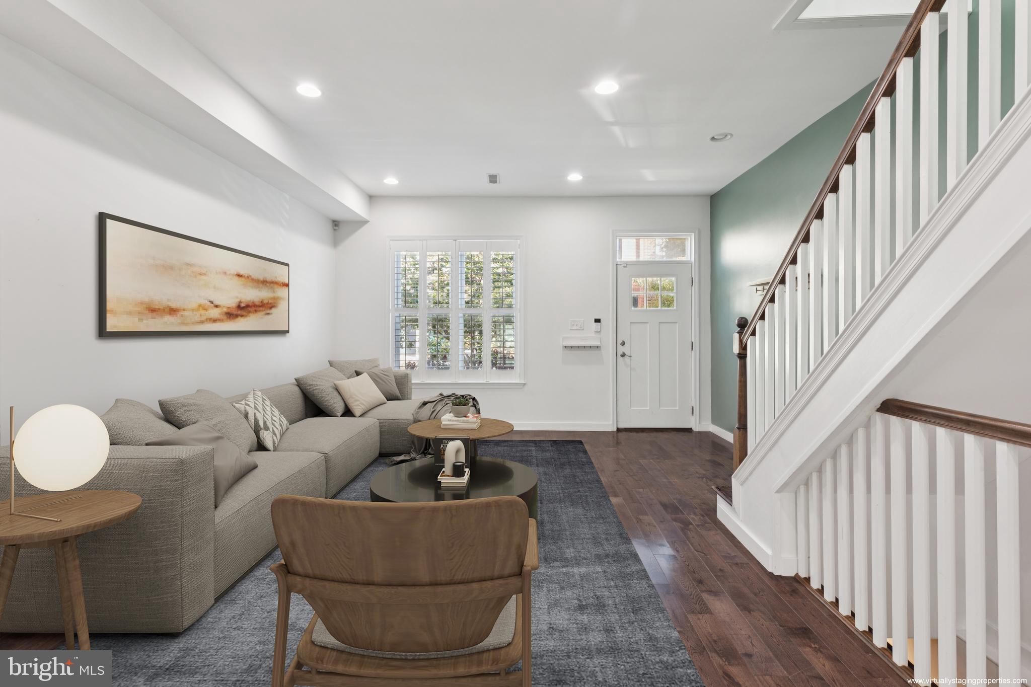 2426 CARPENTER STREET