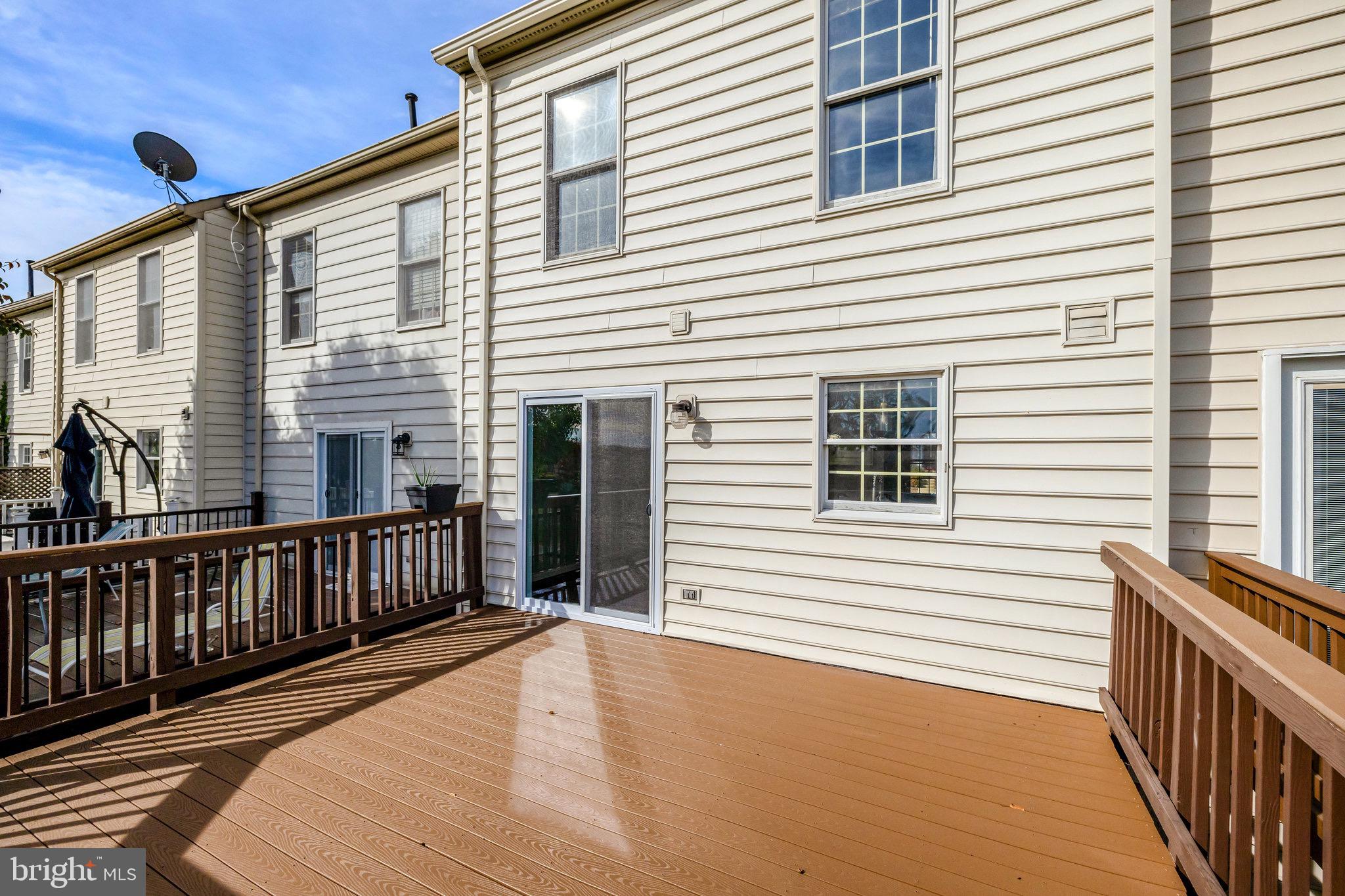 ASHBURN VILLAGE - Residential Lease