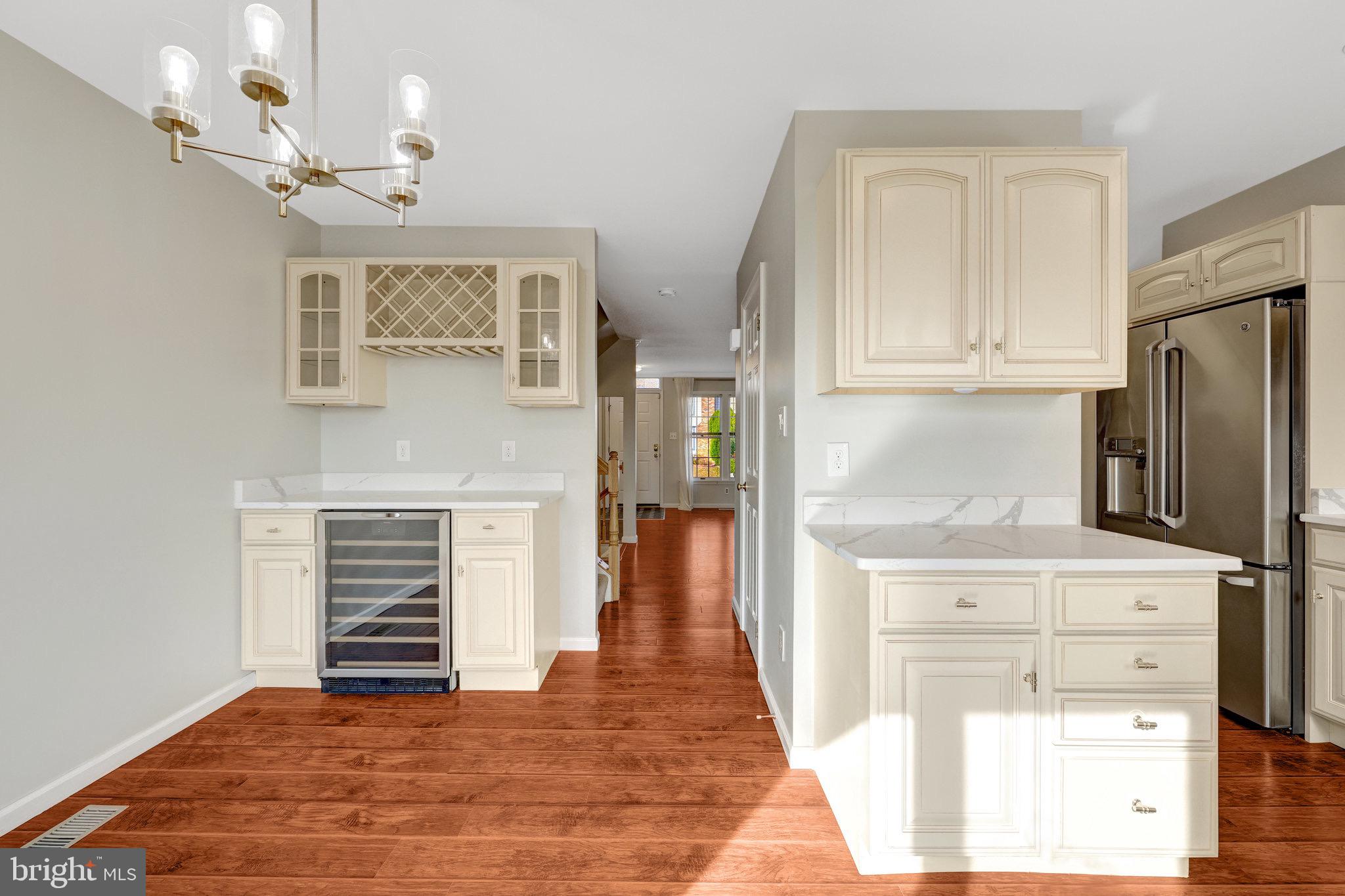 ASHBURN VILLAGE - Residential Lease