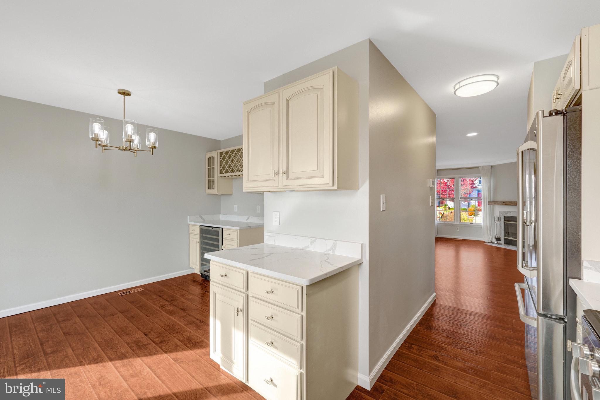 ASHBURN VILLAGE - Residential Lease