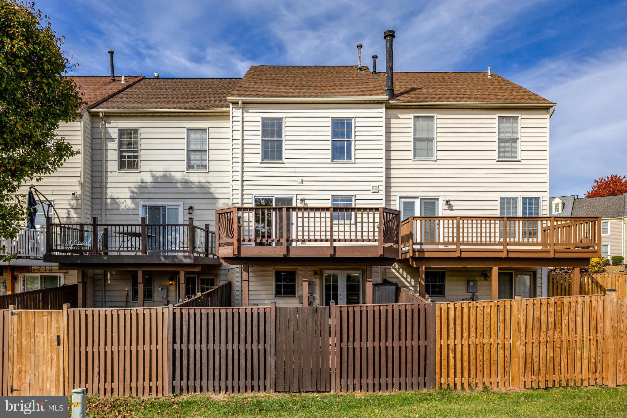 ASHBURN VILLAGE - Residential Lease