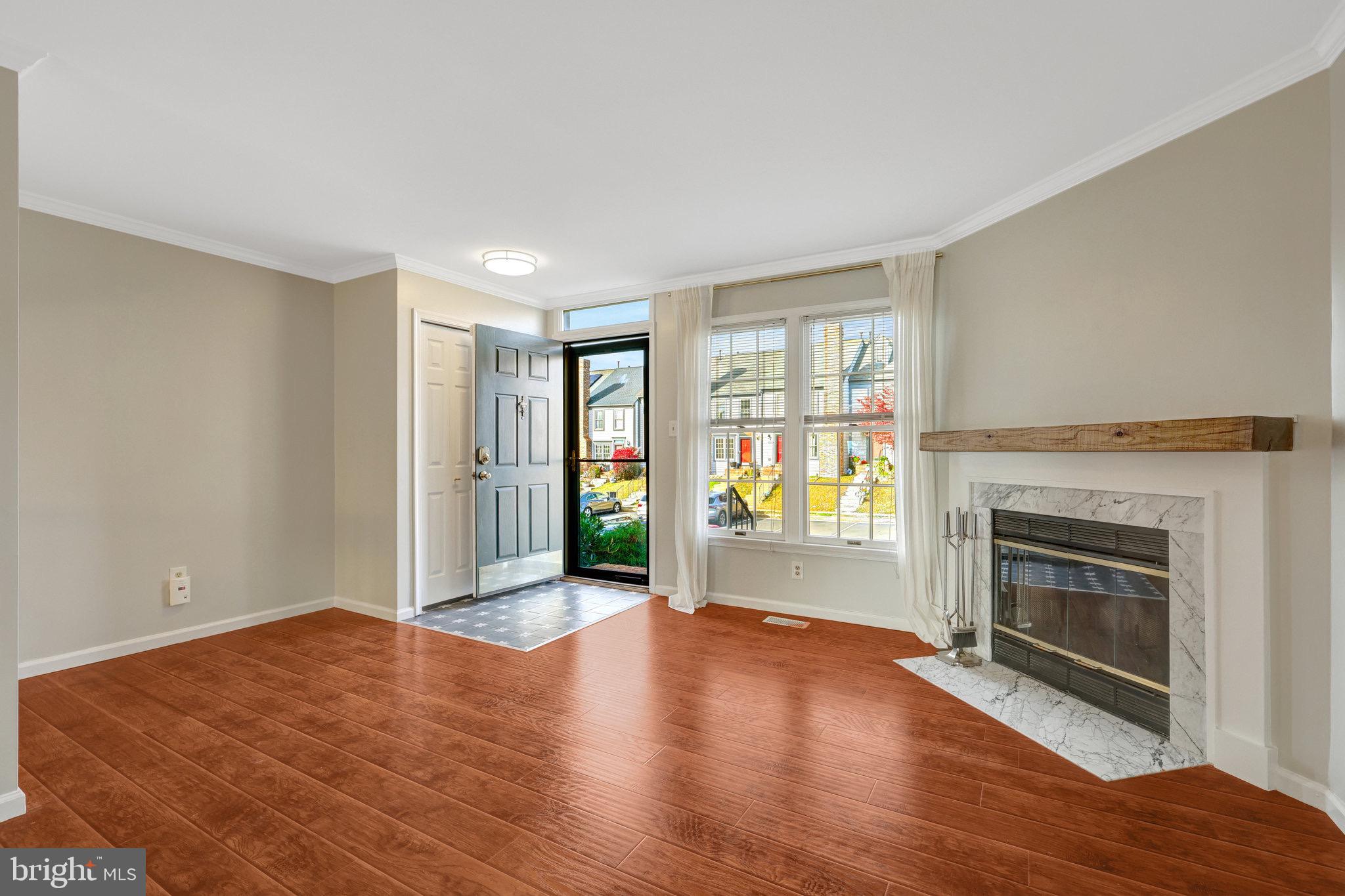 ASHBURN VILLAGE - Residential Lease