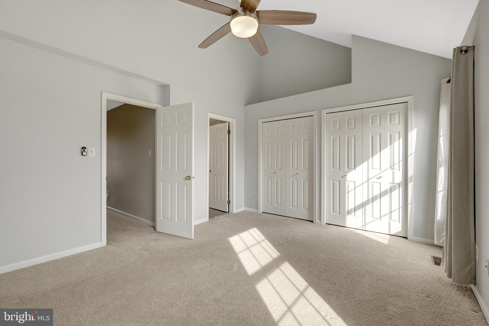 ASHBURN VILLAGE - Residential Lease