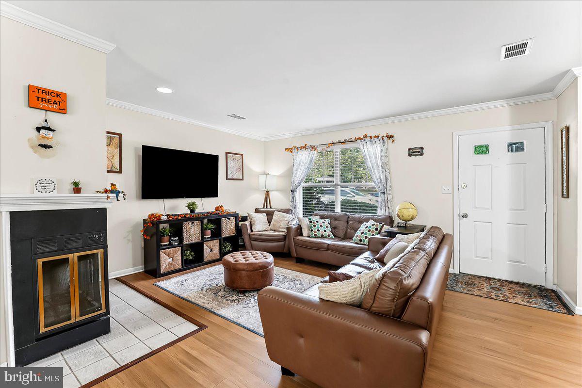 QUAIL CROSSING - Residential