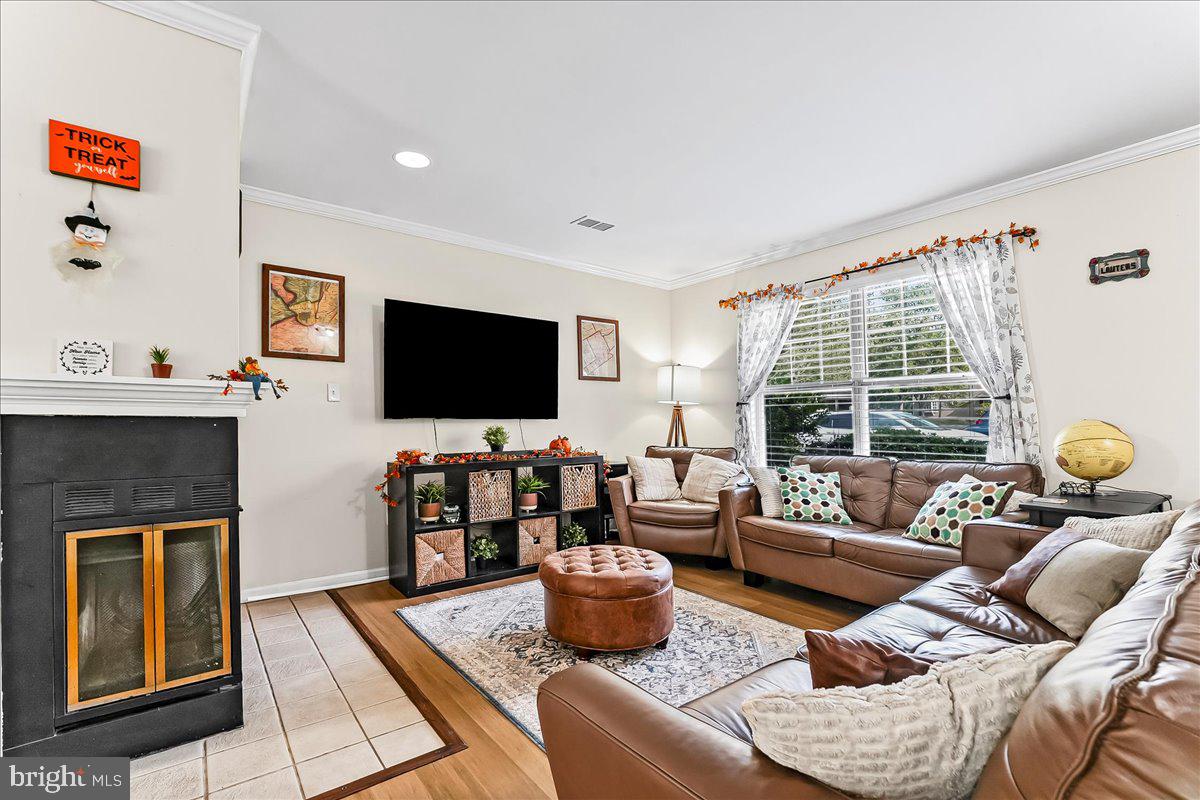 QUAIL CROSSING - Residential